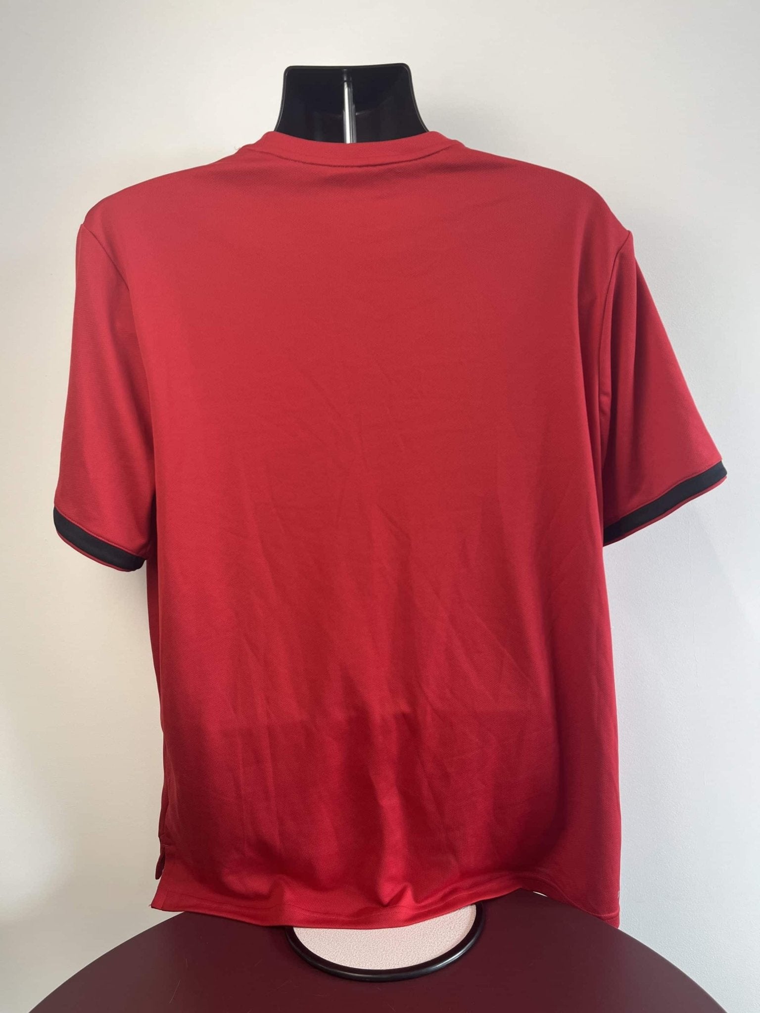 Nike Red Sports T-Shirt - kitround kitround product