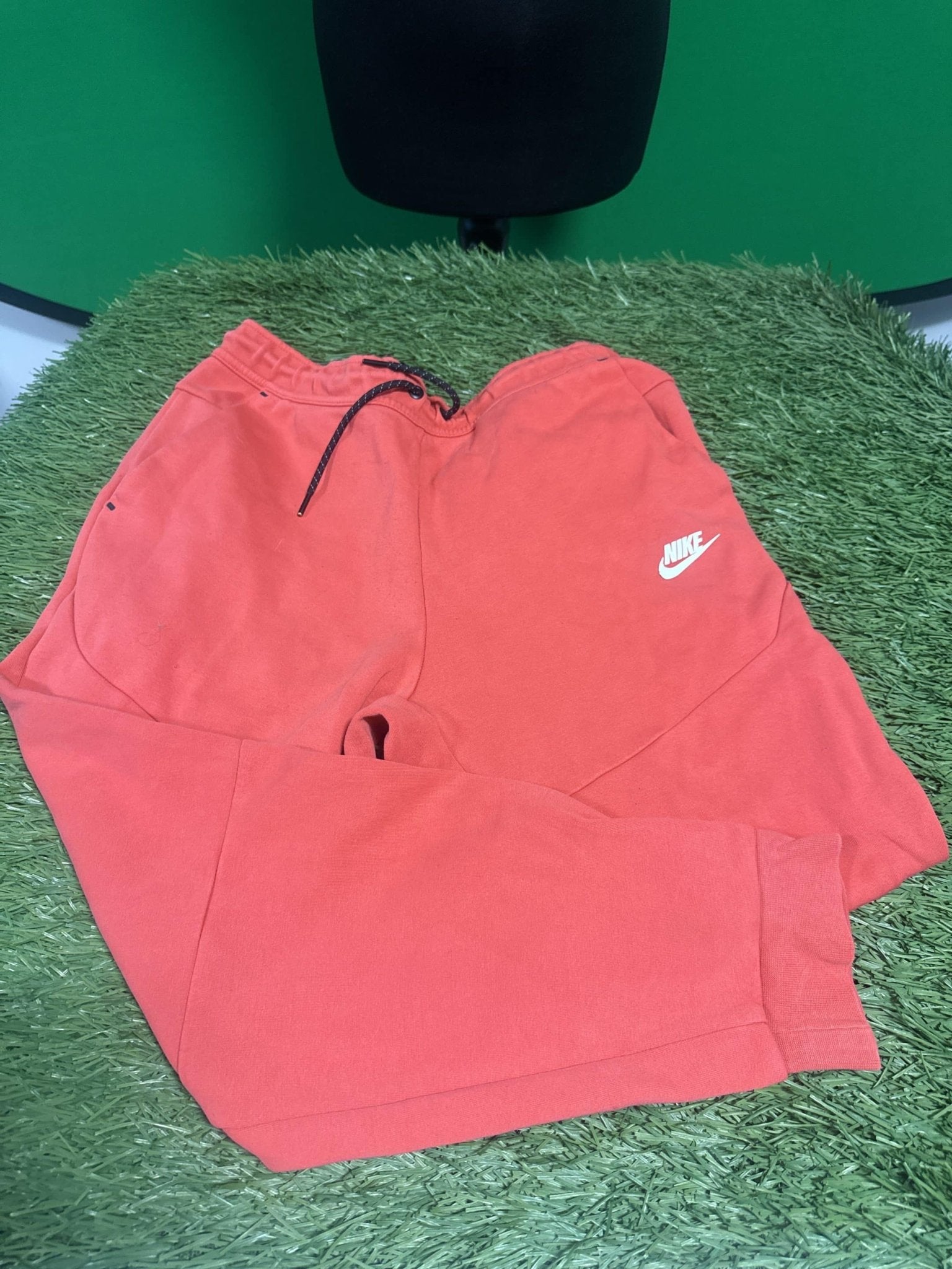 Nike Red Sweatpants - kitround kitround product