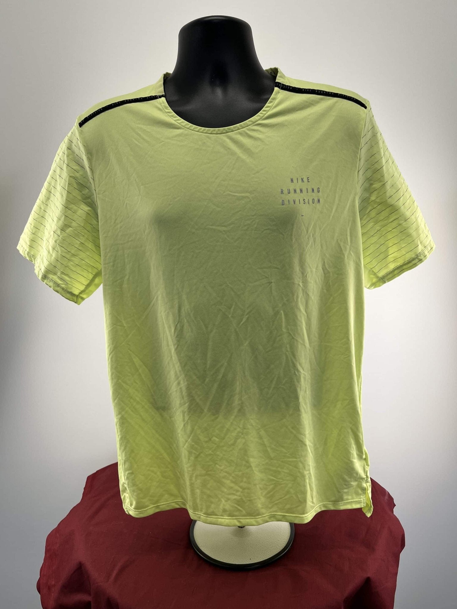 Nike Running Division T-Shirt - kitround kitround product