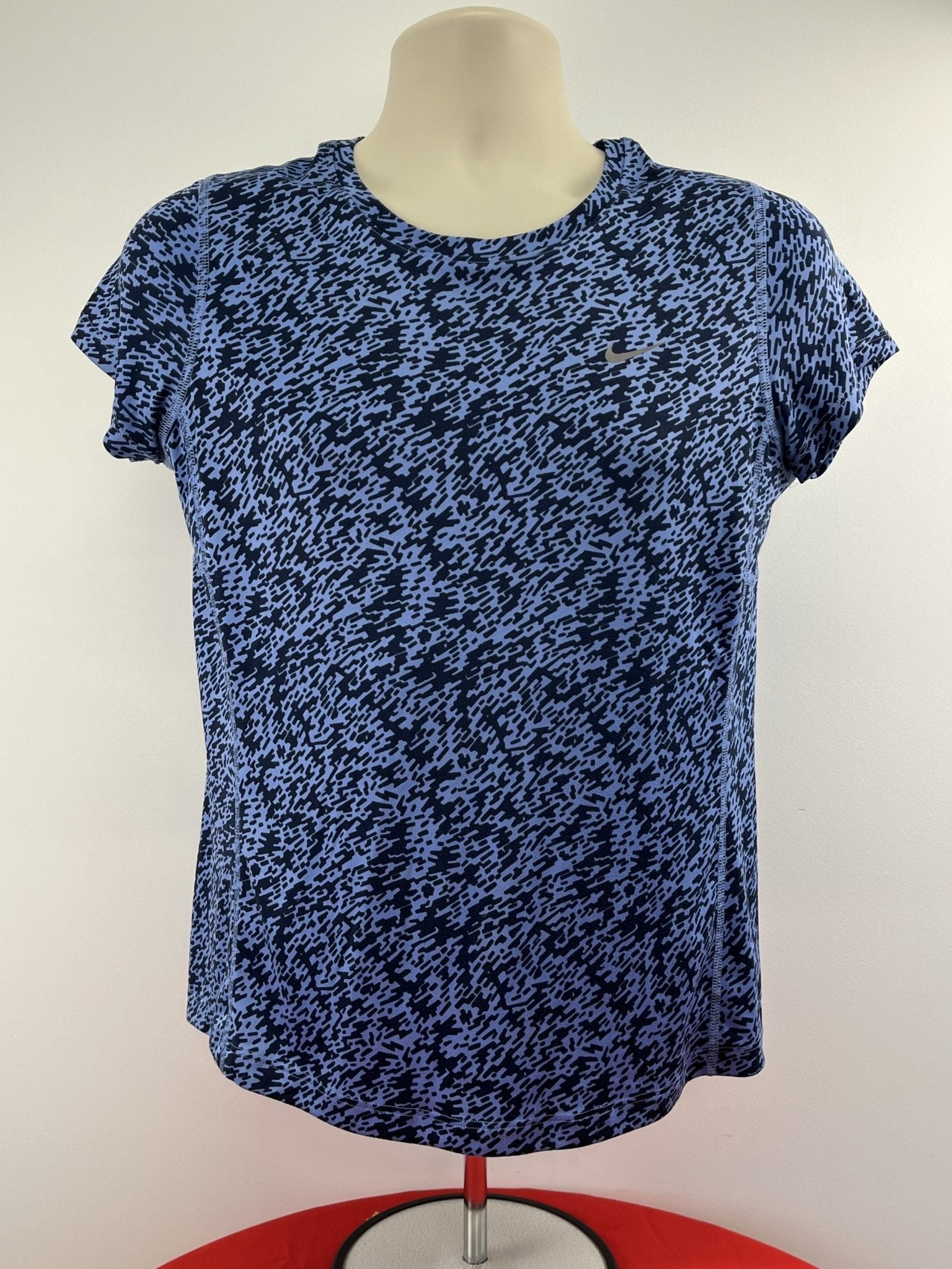 Nike Women's Athletic T-Shirt - kitround kitround product