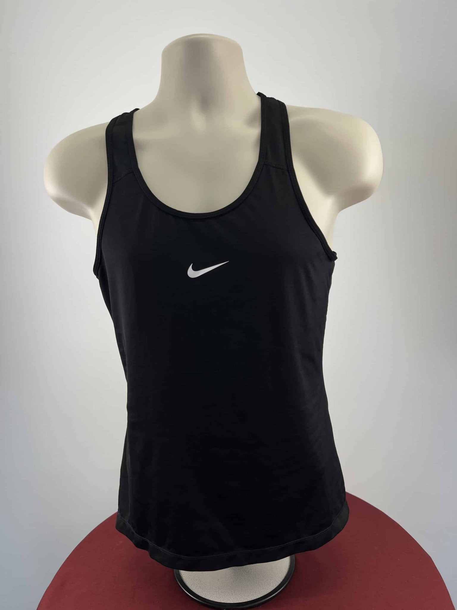 Nike Women's Black Athletic Tank Top - kitround kitround product