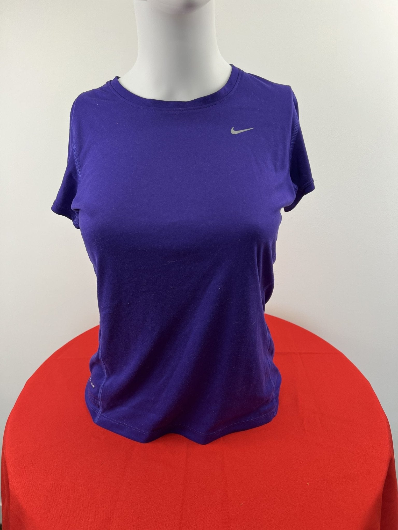 Nike Women's Purple T-Shirt - kitround kitround product