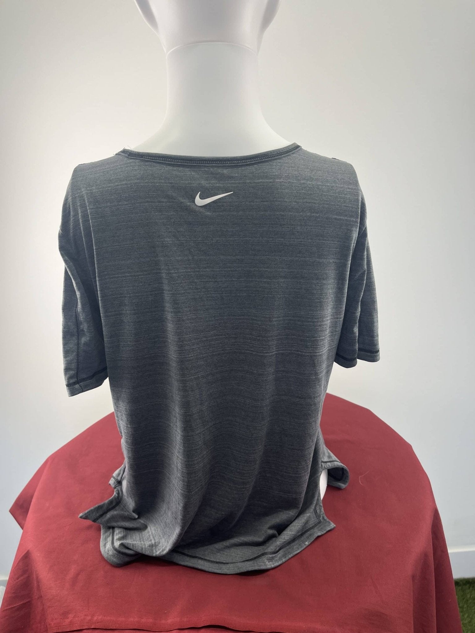 Nike Women's Sports T-Shirt - kitround kitround product