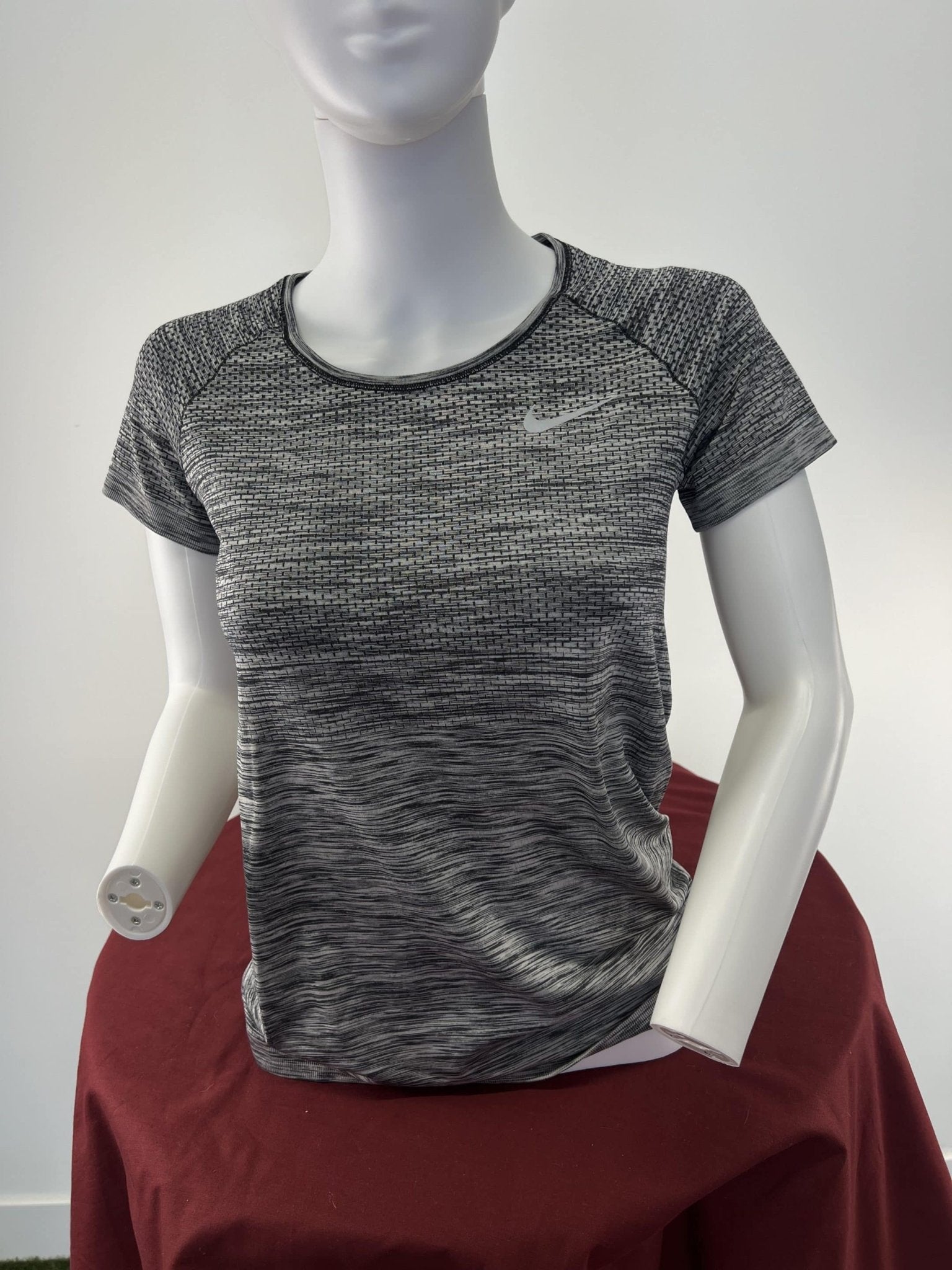 Nike Women's Training T-Shirt - kitround kitround product