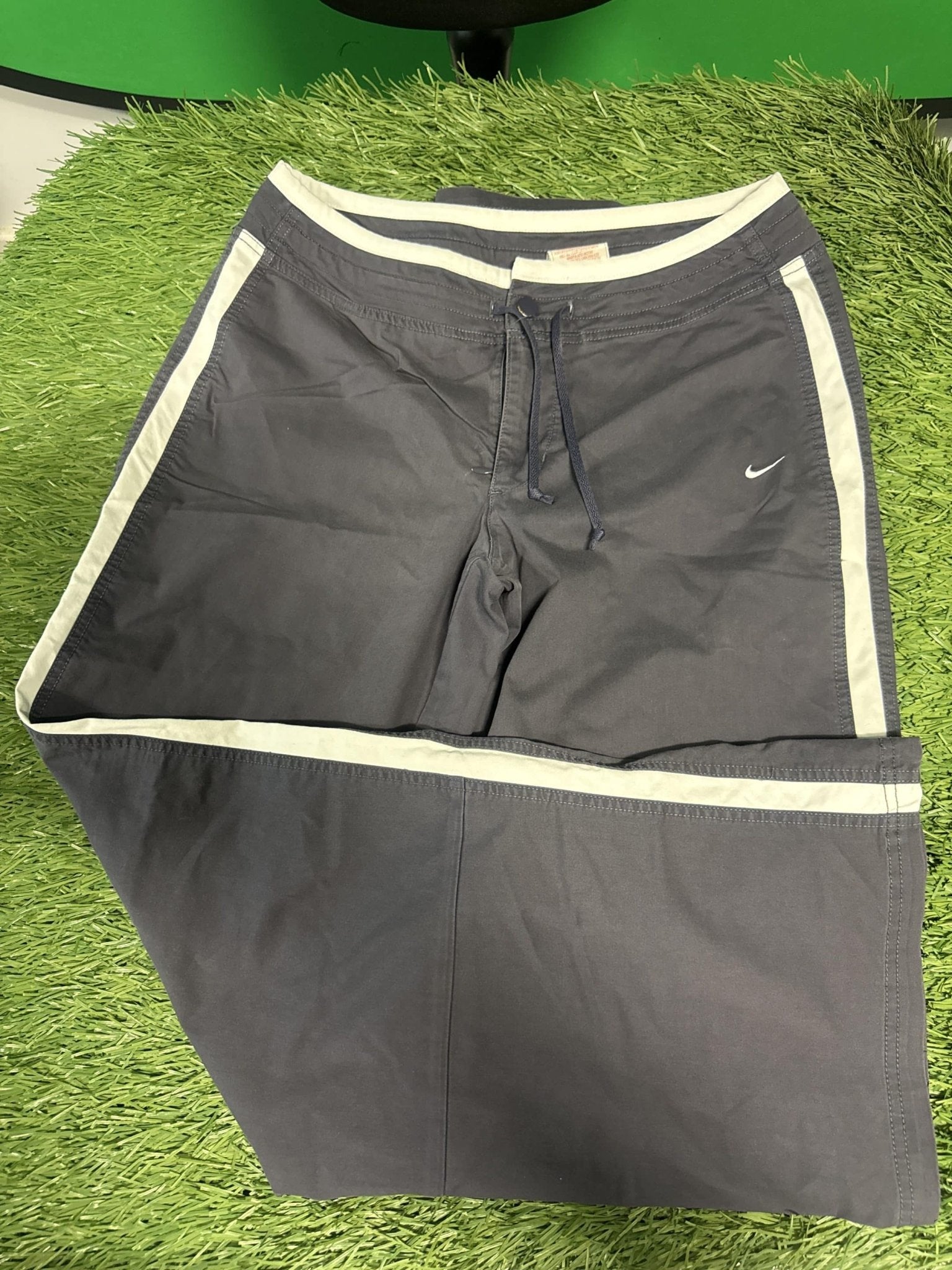 Nike Women’s Trousers - kitround kitround product