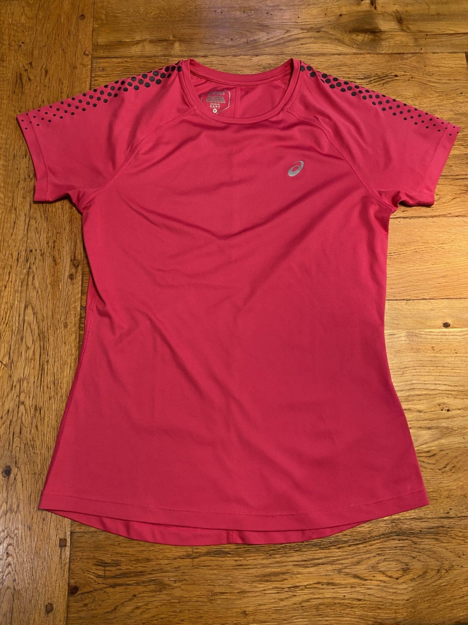 Oasis’s athletic top - kitround kitround product