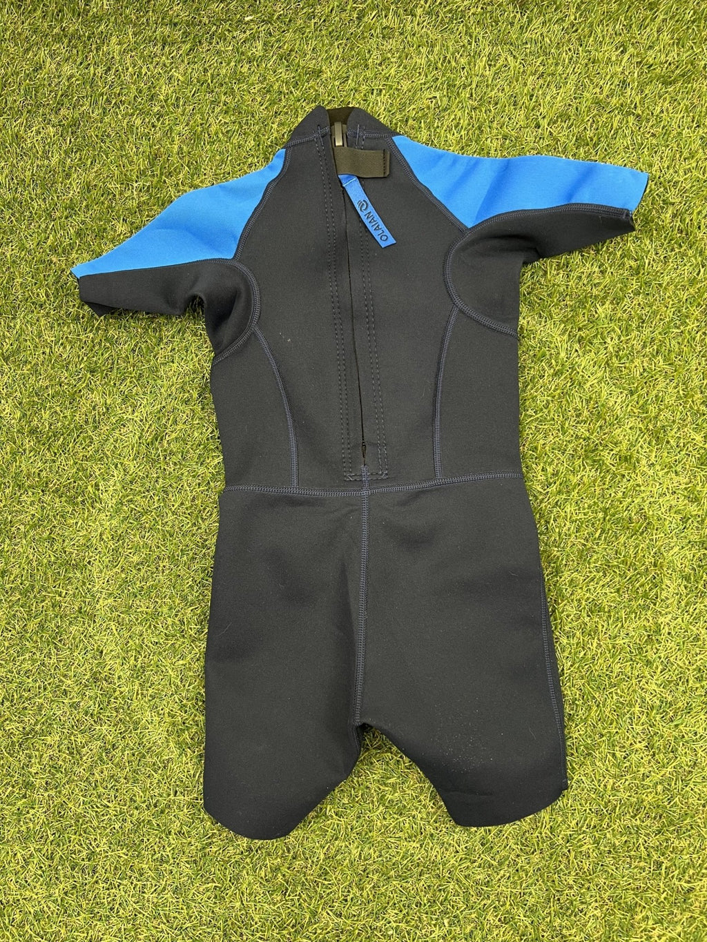 Olaian Kid’s neoprene Shorty Surfing Wetsuit - kitround kitround product