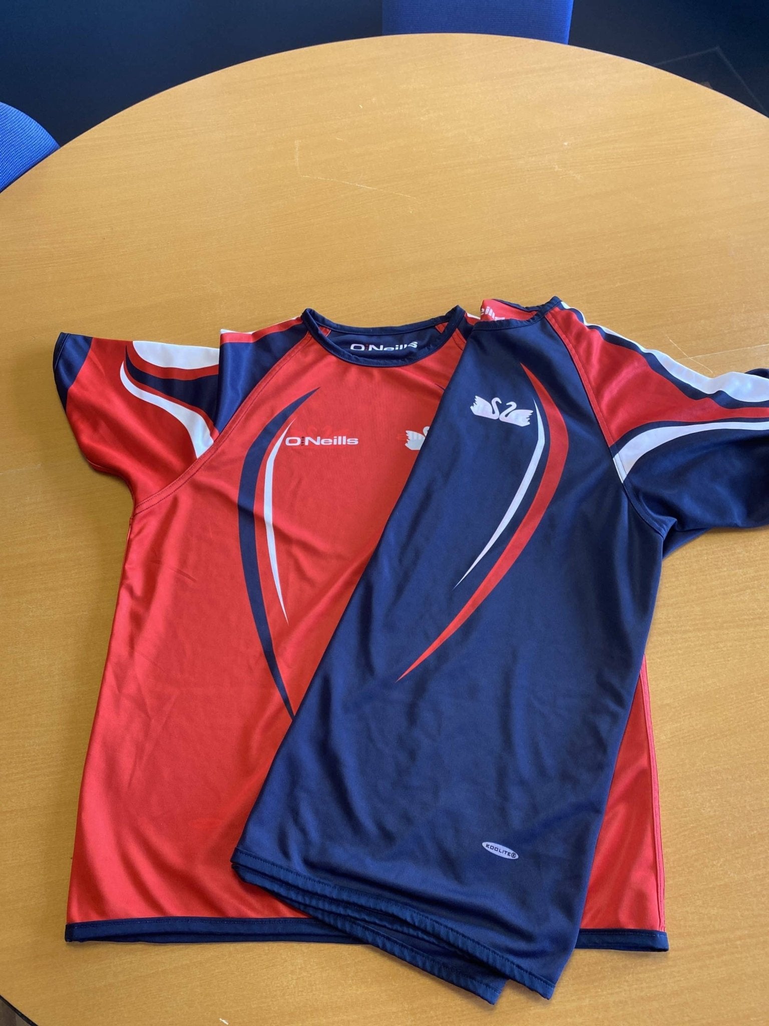 O'Neills reversible training Shirt - kitround Staines Rugby Club product