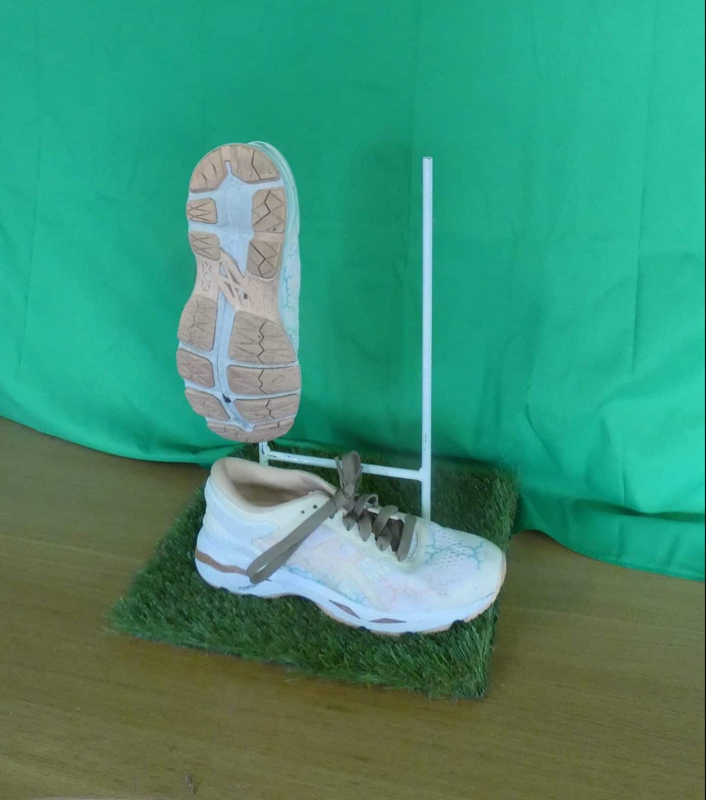 Pair of Men's ASICS Trainers - kitround kitround product