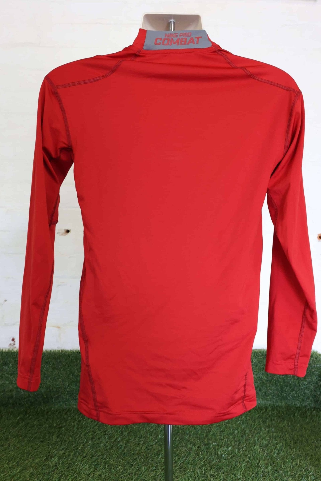 Pair of Men's Nike Long - Sleeved Underlayers - kitround kitround product