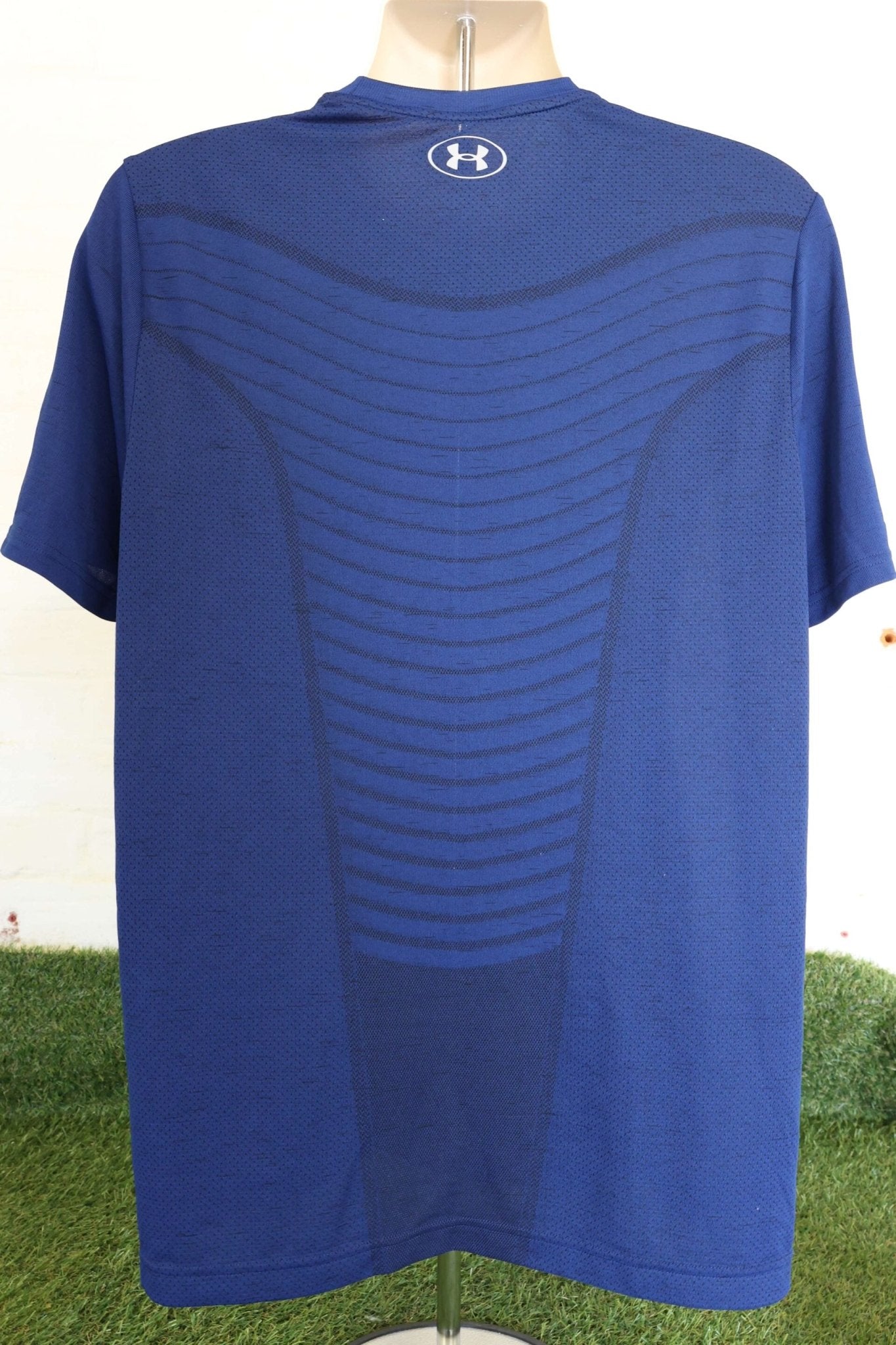 Pair of Men's Under Armour Sports Tops - kitround kitround product