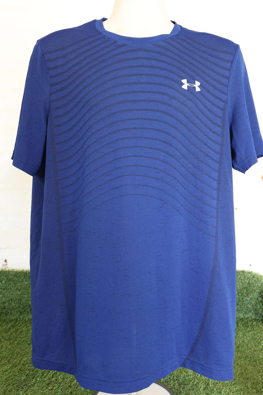 Pair of Men's Under Armour Sports Tops - kitround kitround product