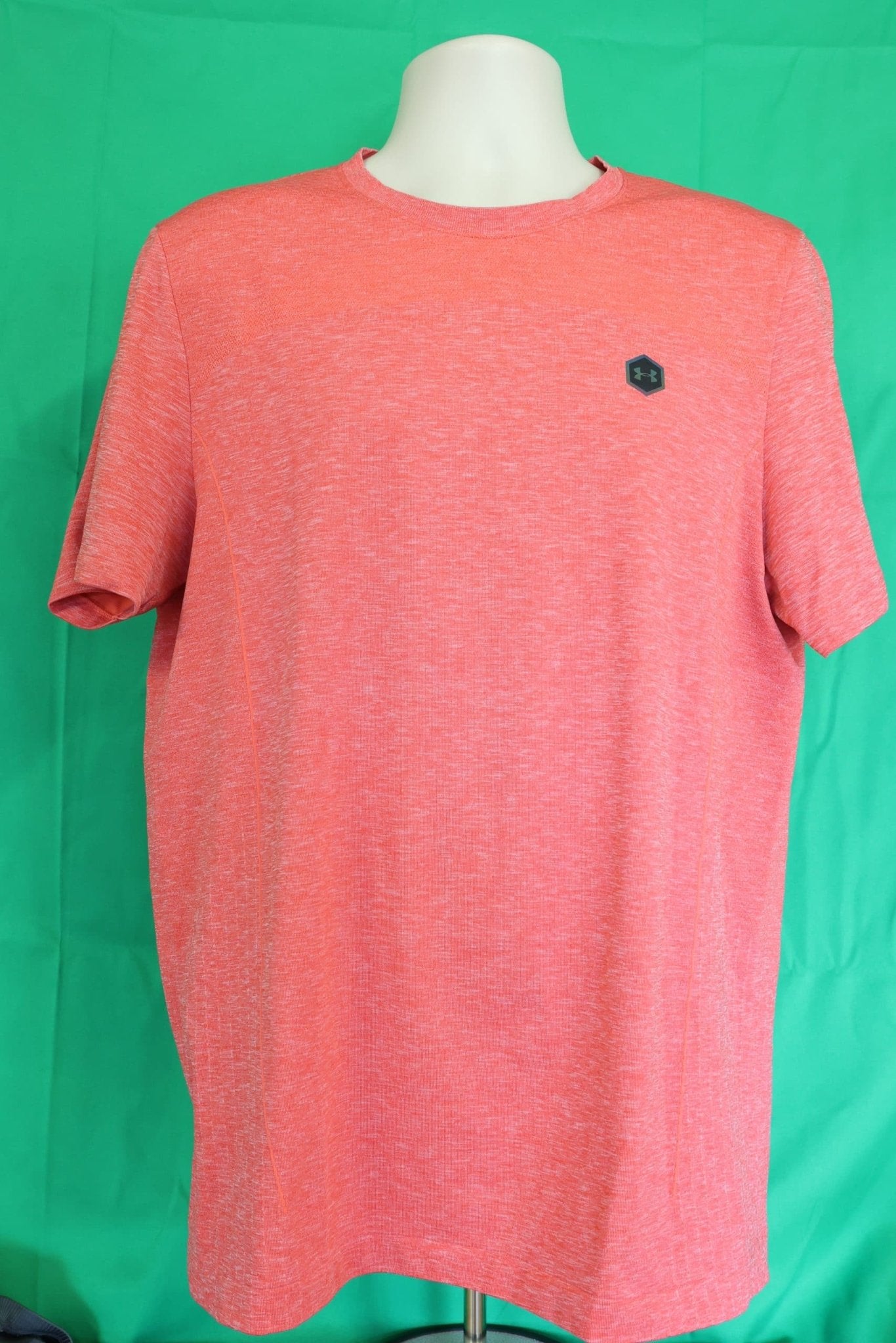 Pair of Men's Under Armour Sports Tops - kitround kitround product