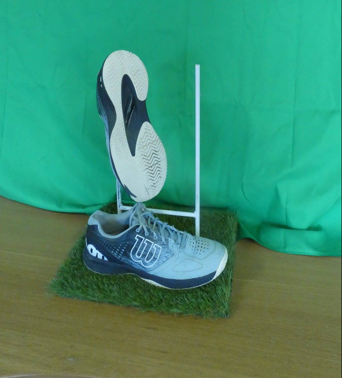 Pair of Men's Wilson Trainers - kitround kitround product