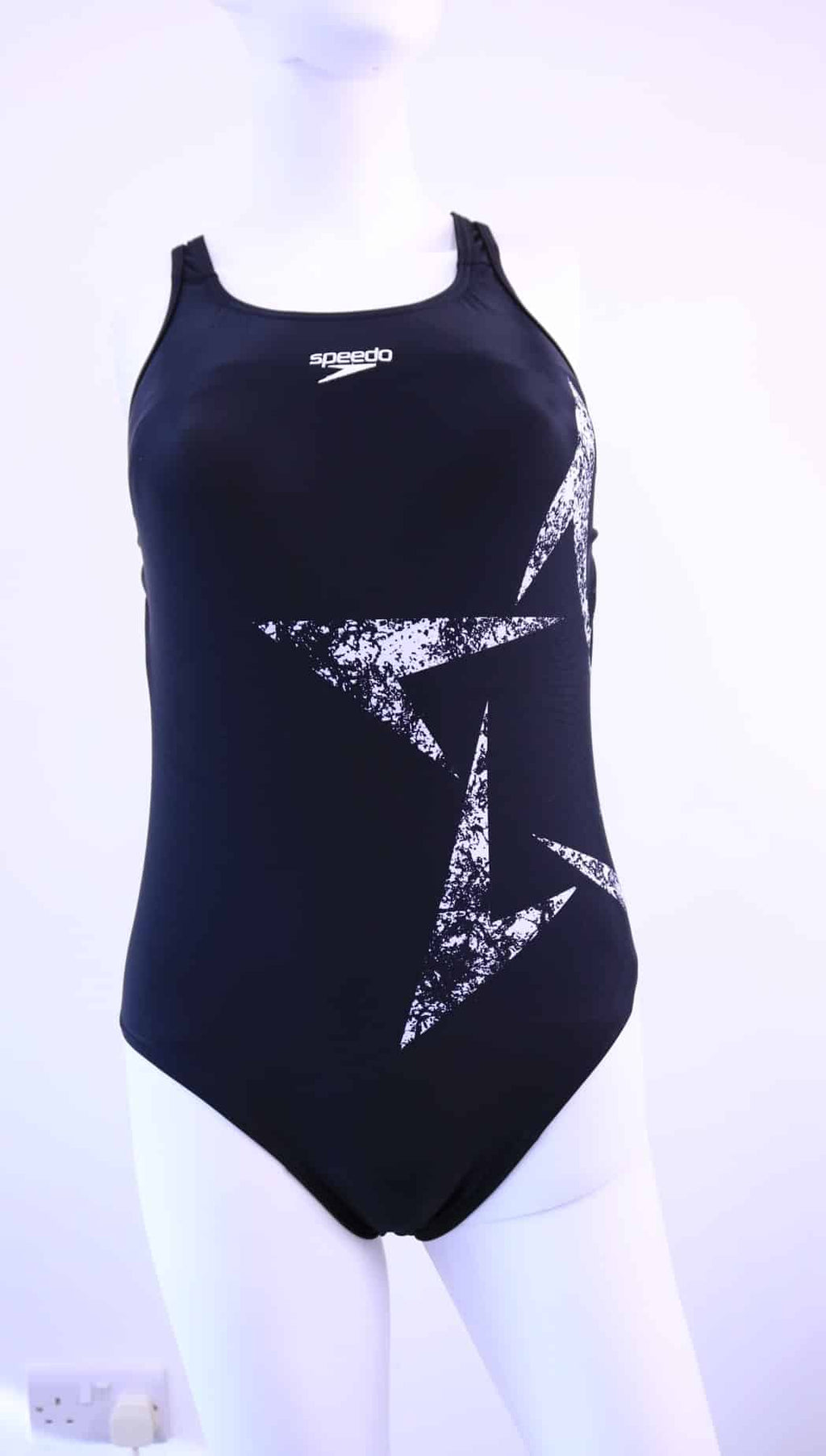 Pair of Women's Speedo Swimsuits - kitround kitround product