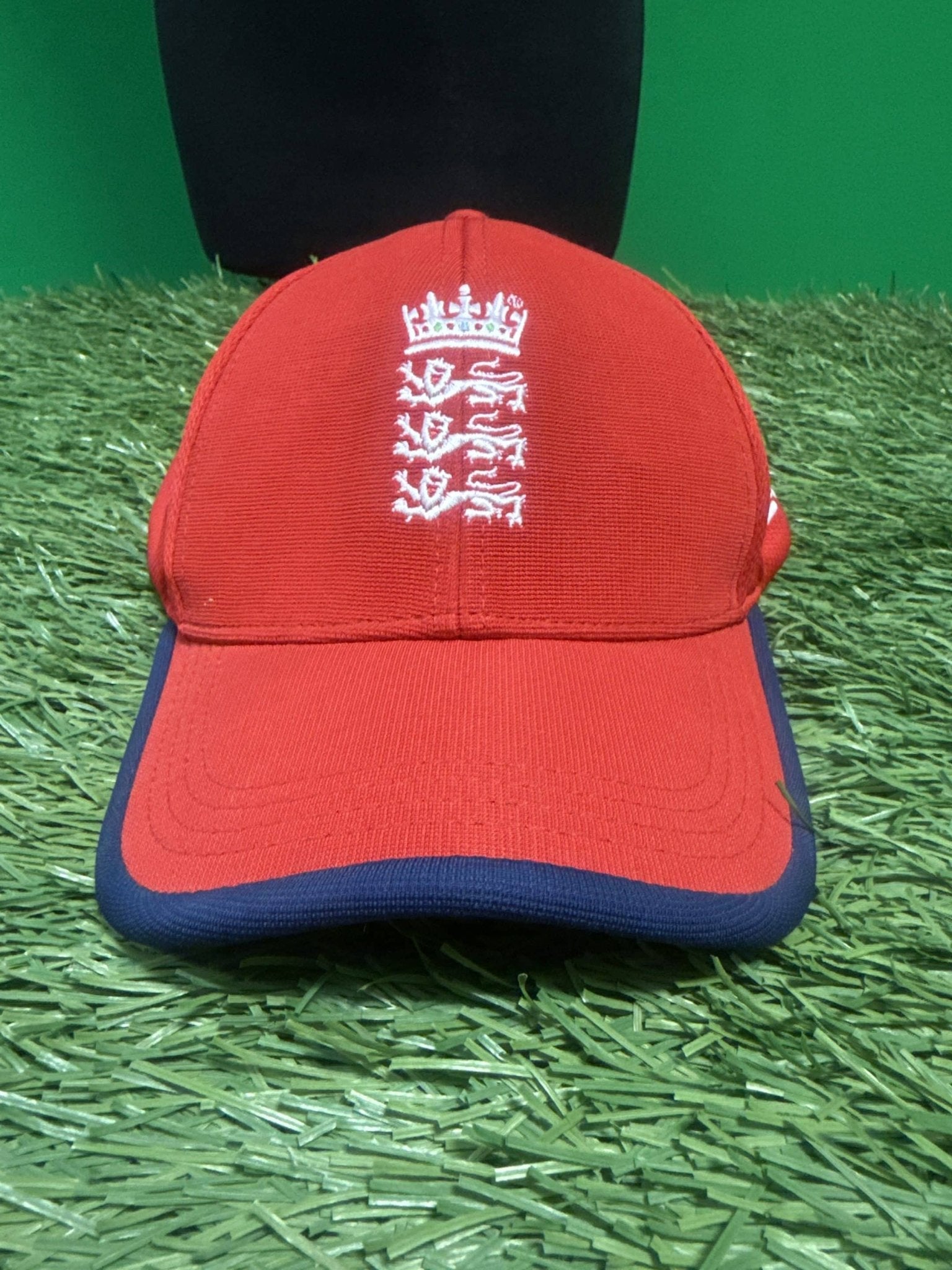 Red Cricket Cap with Logo - kitround kitround product