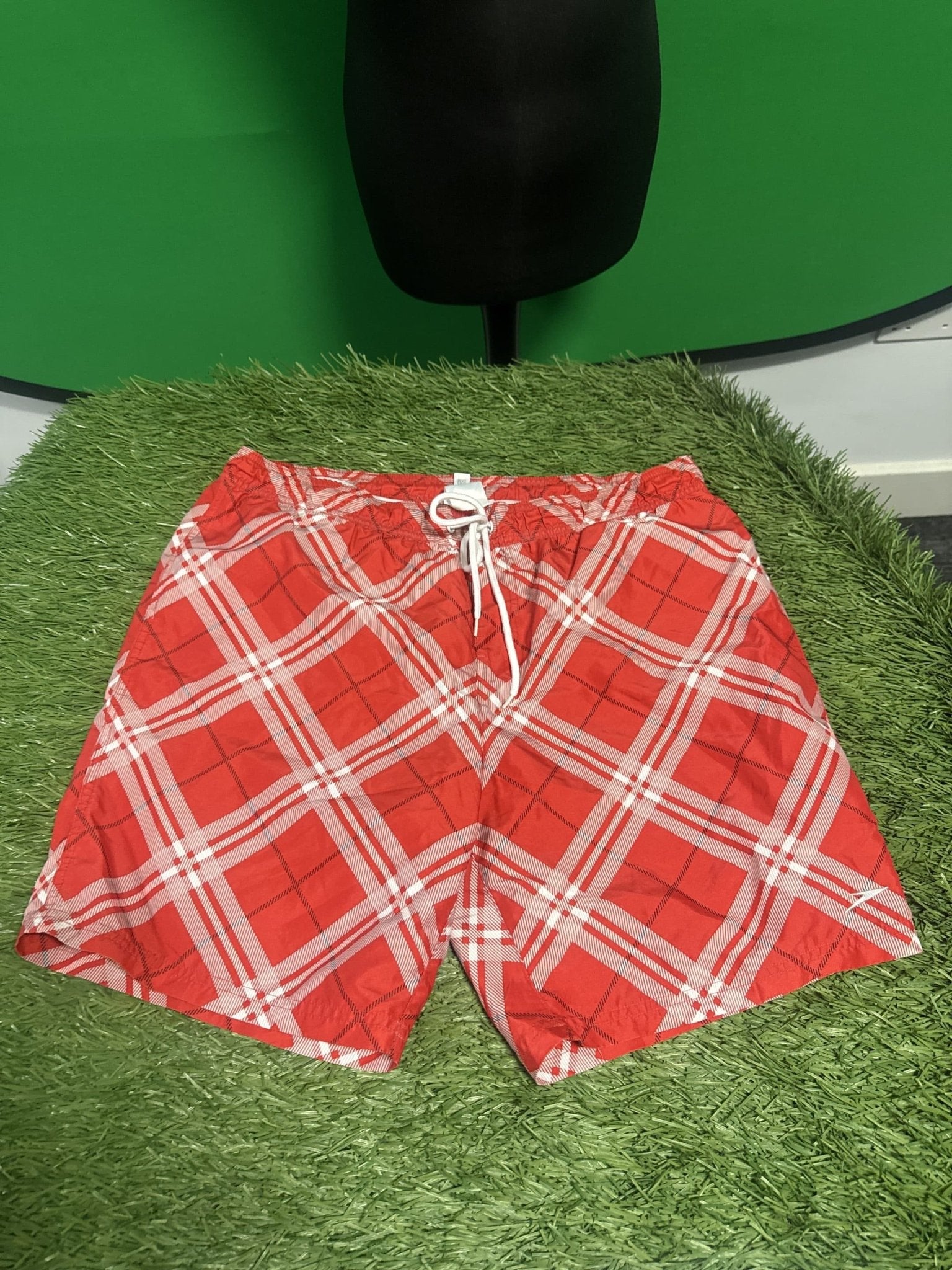 Red Plaid Sports Shorts - kitround kitround product