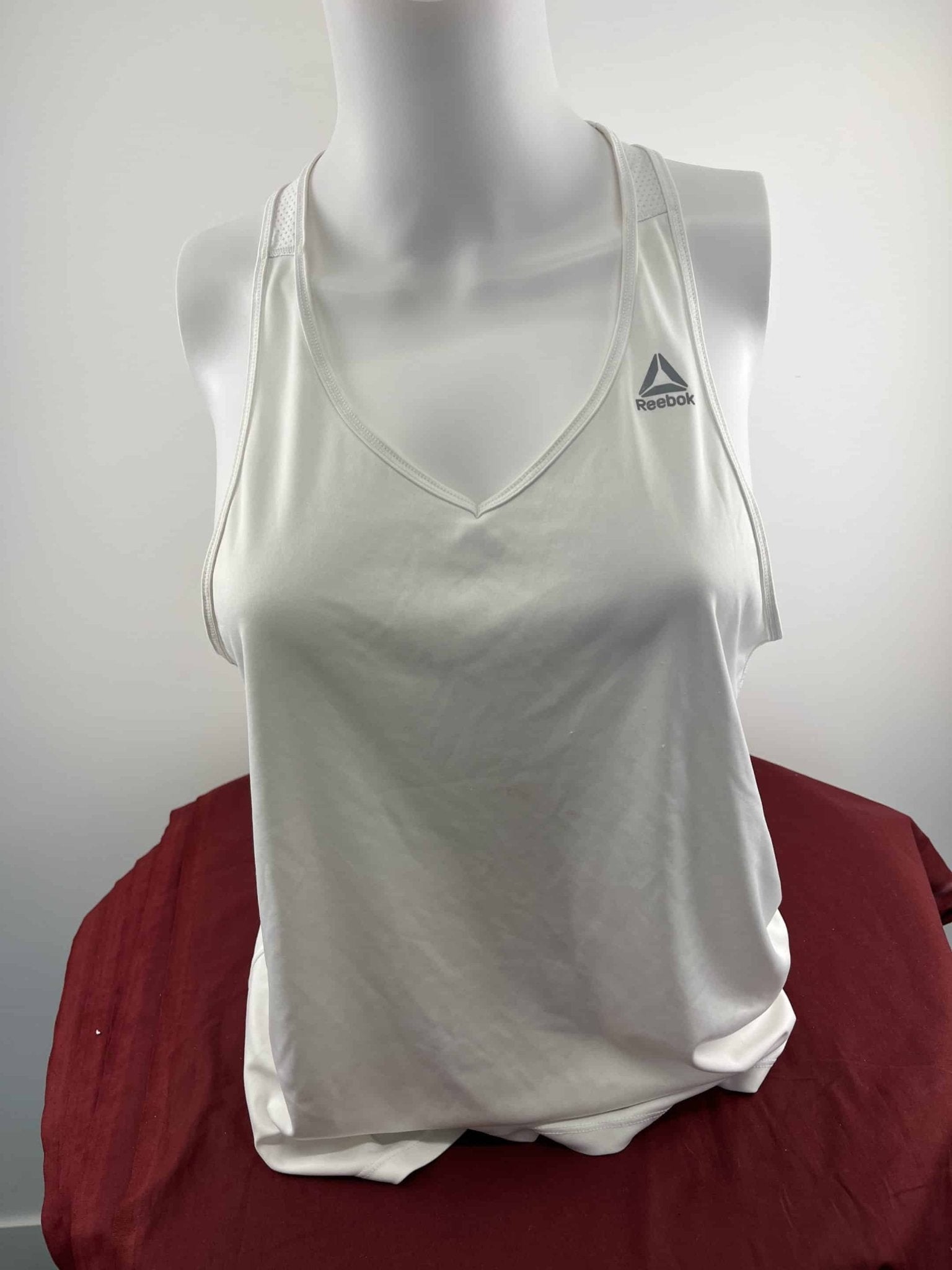 Reebok Women's White Vest - kitround kitround product