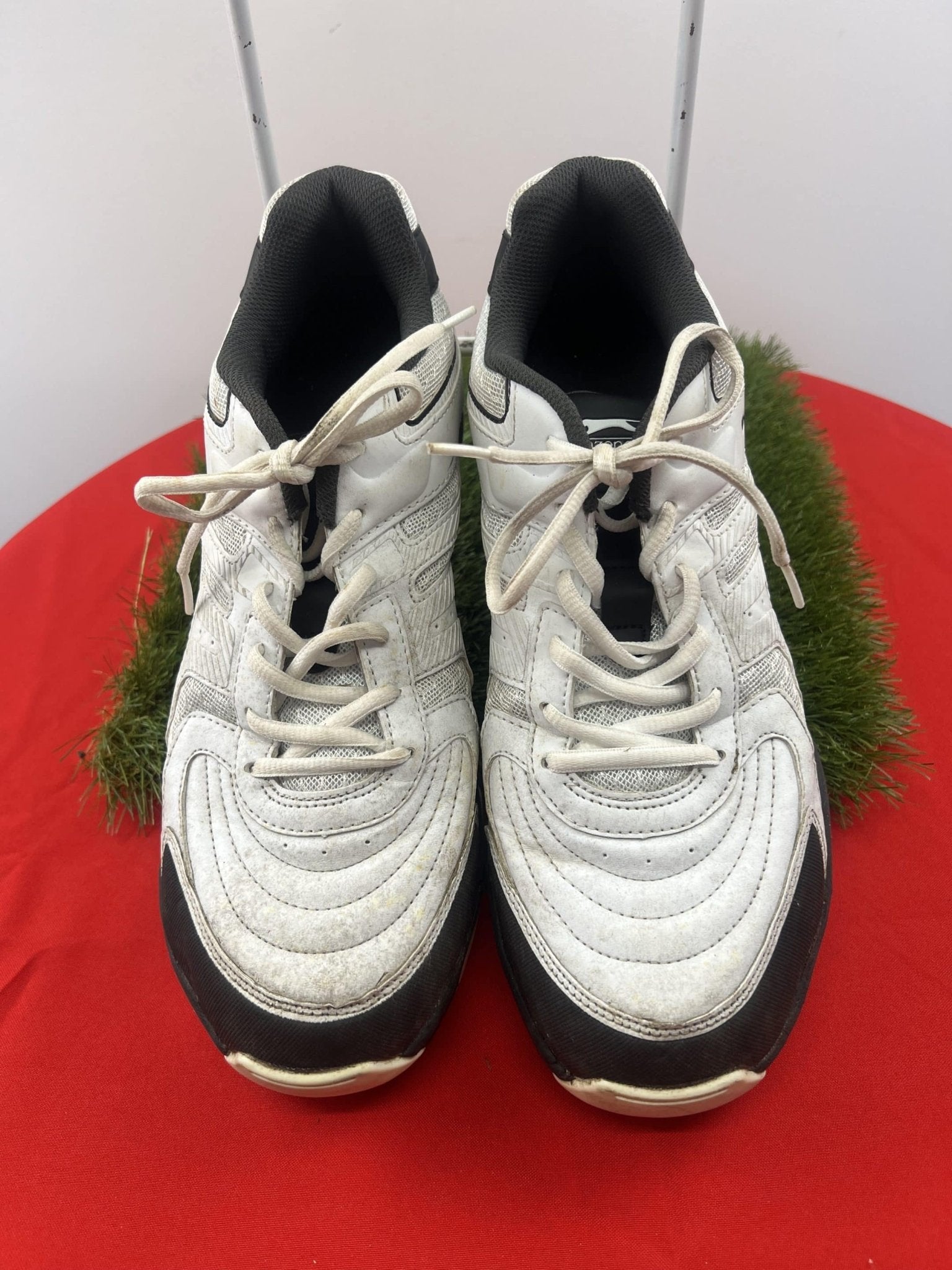 Slazenger Cricket White Shoes - kitround kitround product