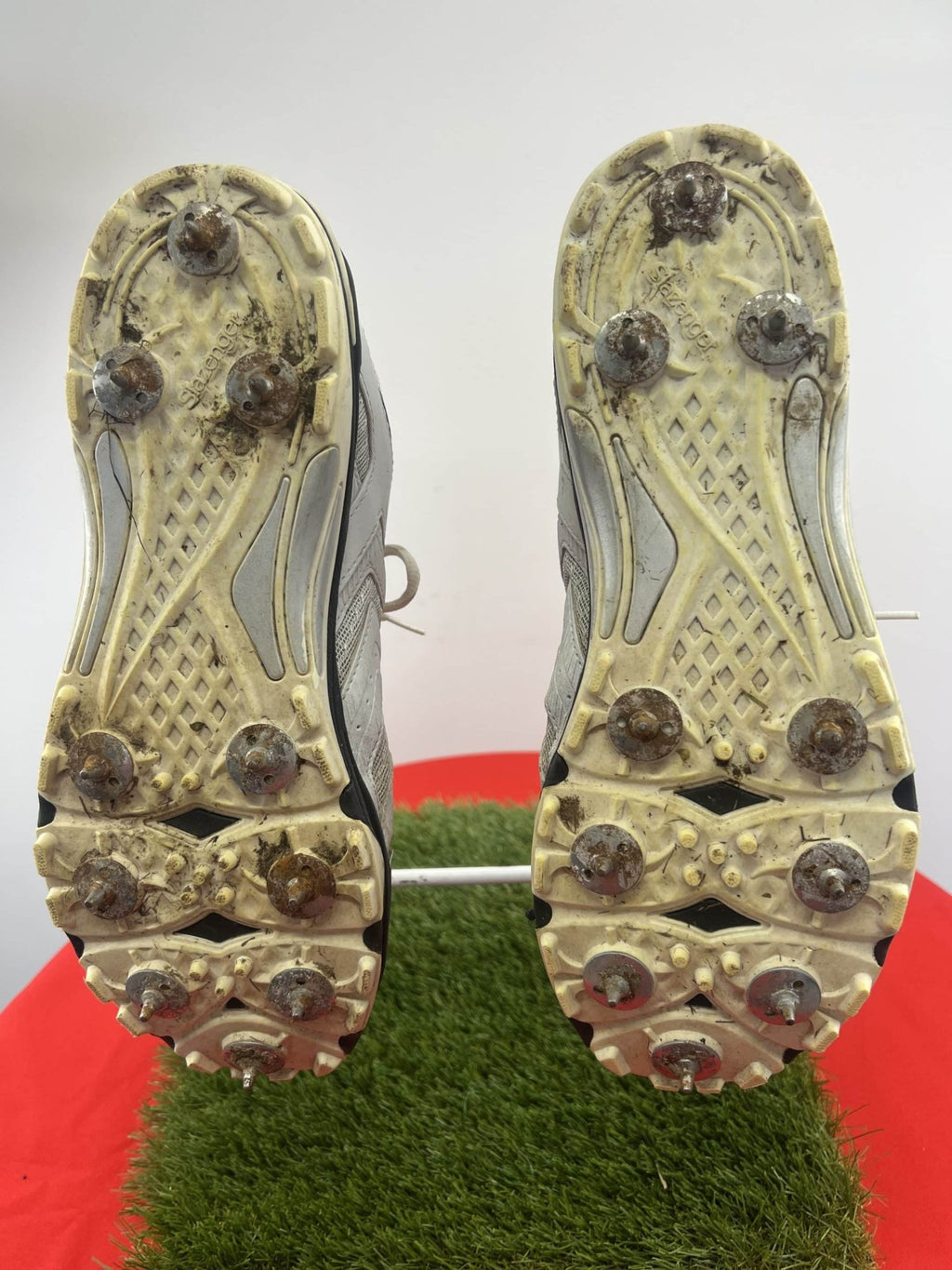 Slazenger Cricket White Shoes - kitround kitround product