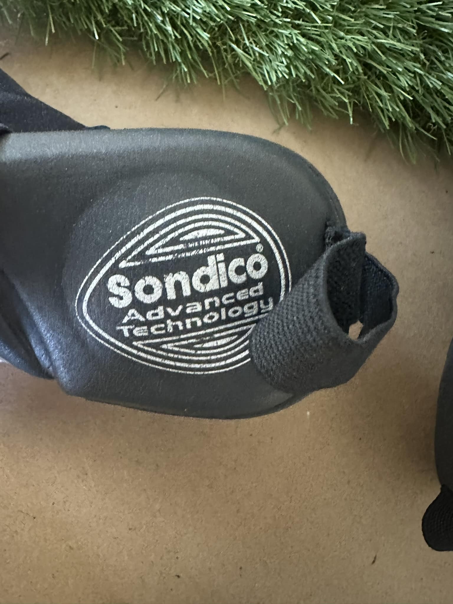 Sondico Shin pads - kitround kitround product