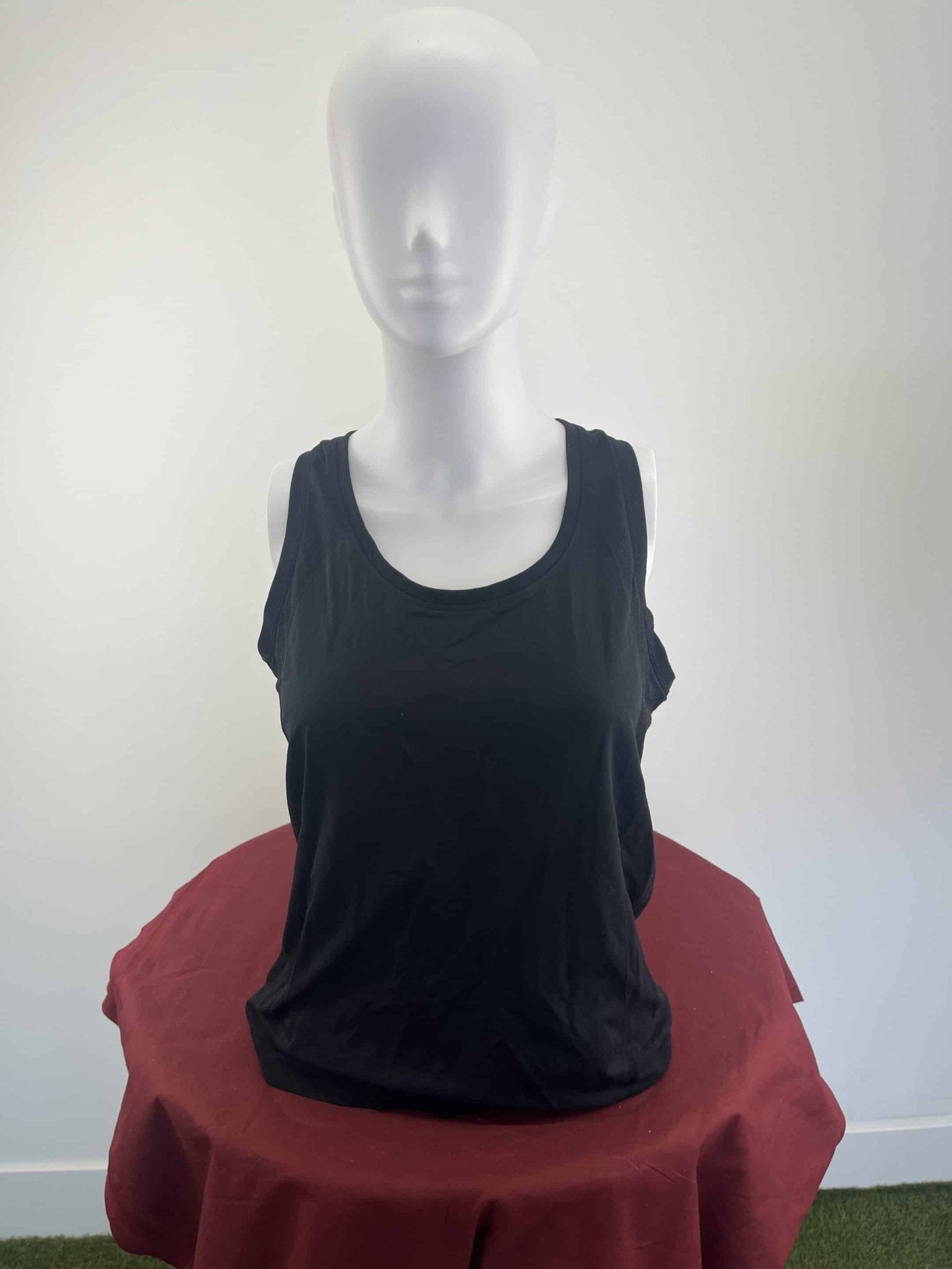 Sweaty Betty Sports VestTop - kitround kitround product