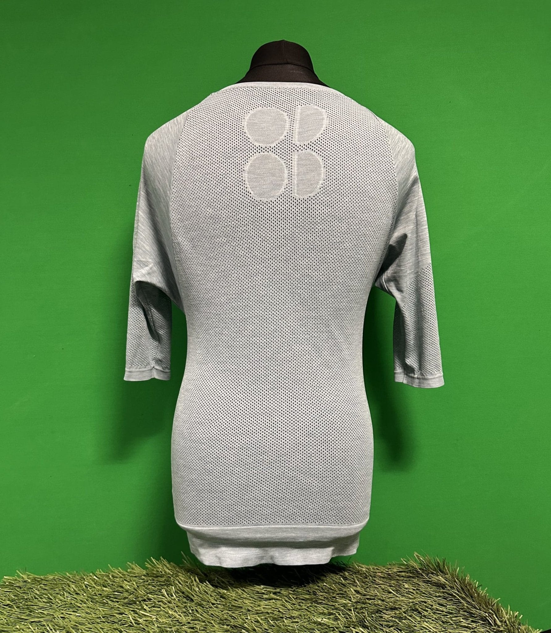 Sweaty Betty Top - kitround kitround product