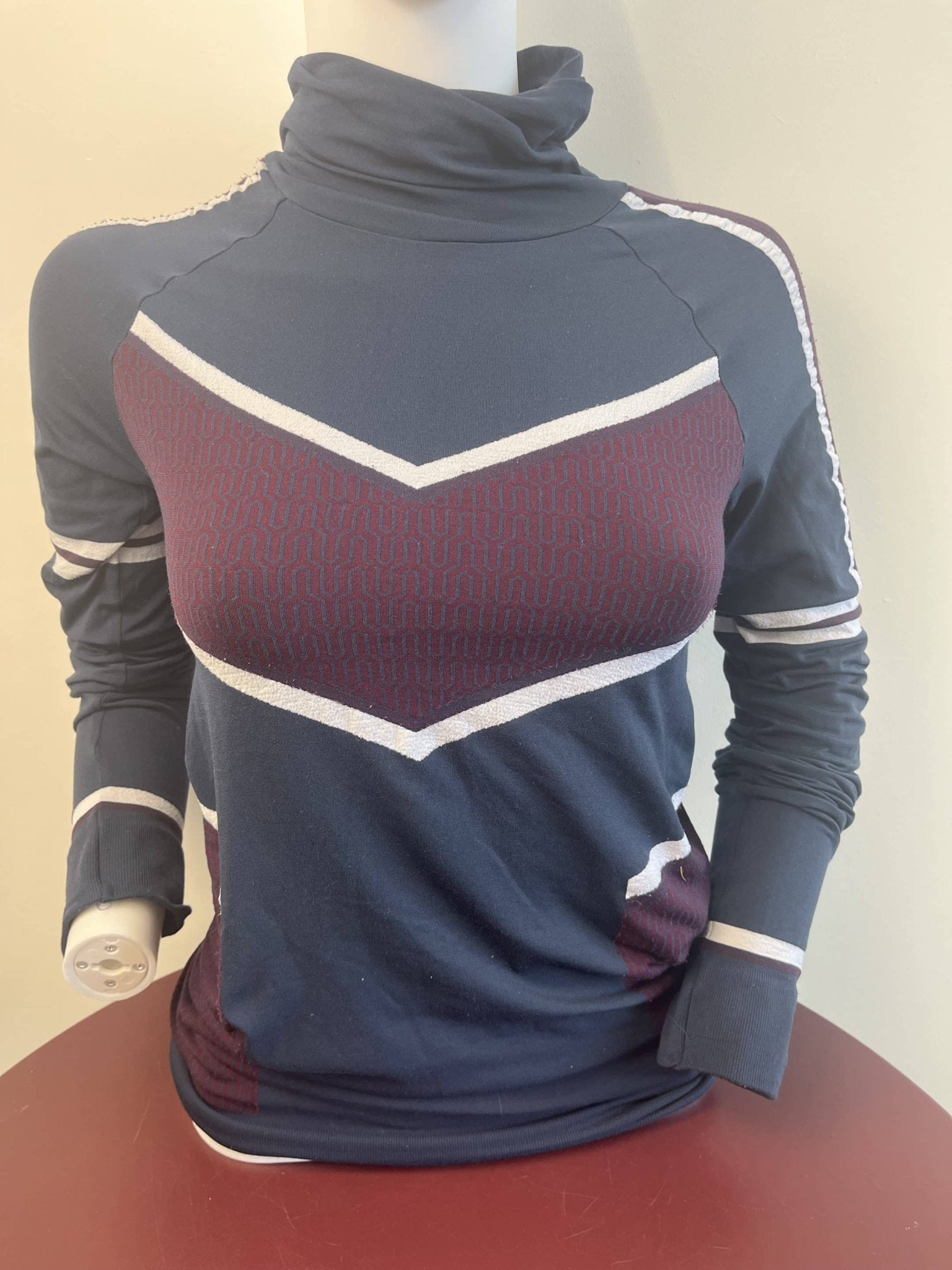 Sweaty Betty Turtle Neck Long - Sleeve Top - kitround kitround product