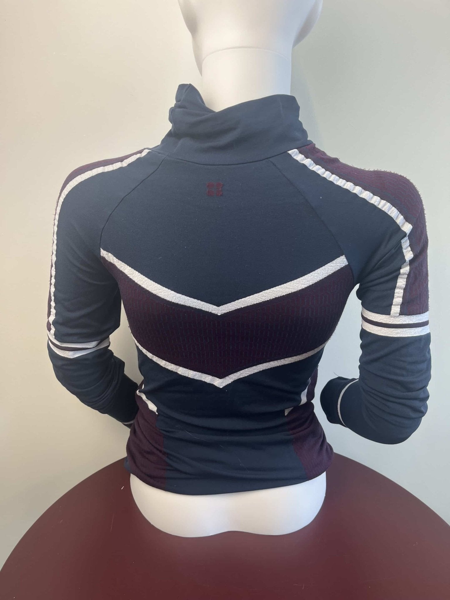 Sweaty Betty Turtle Neck Long - Sleeve Top - kitround kitround product