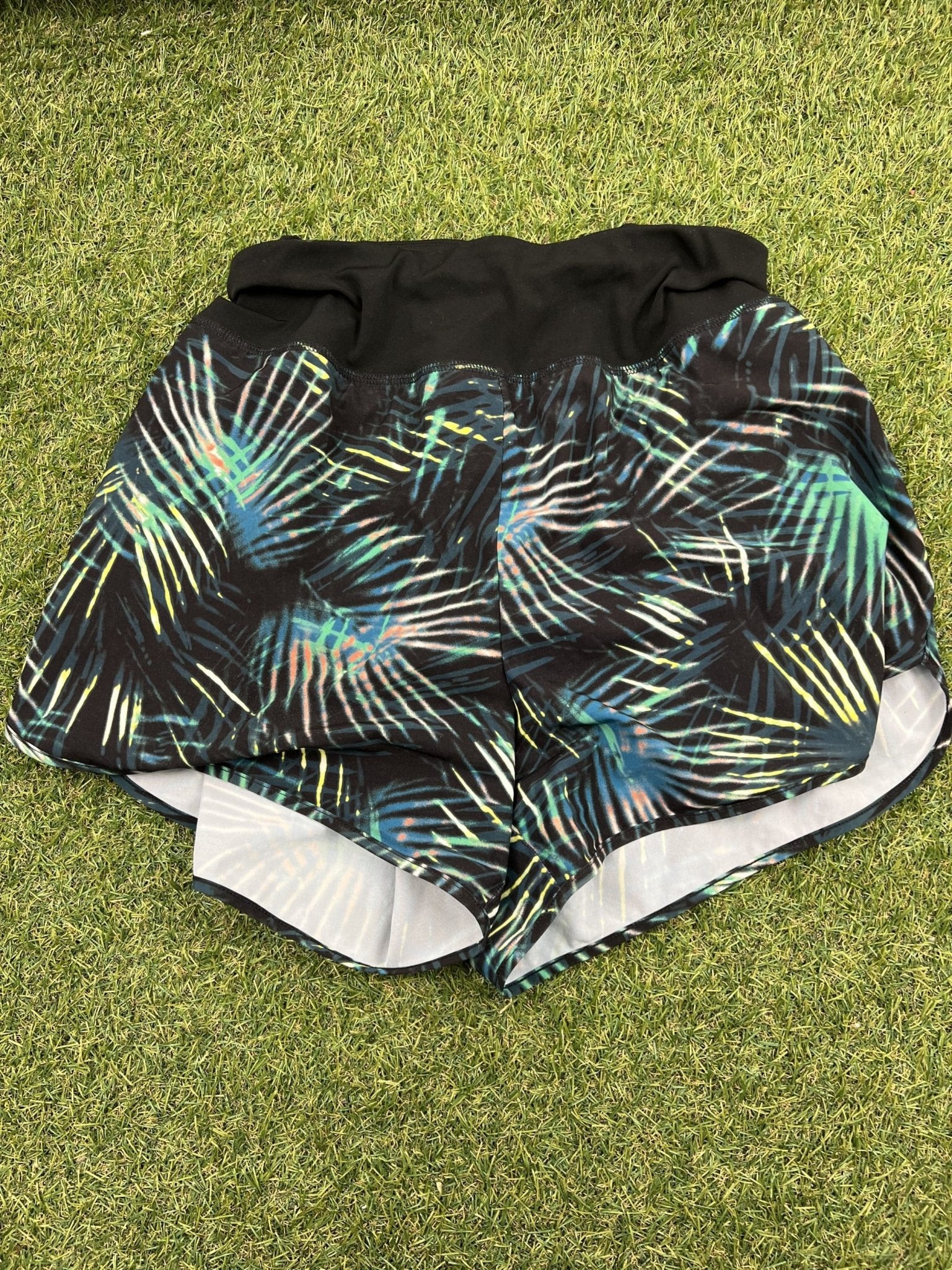 Sweaty Betty Women's Shorts - kitround kitround product