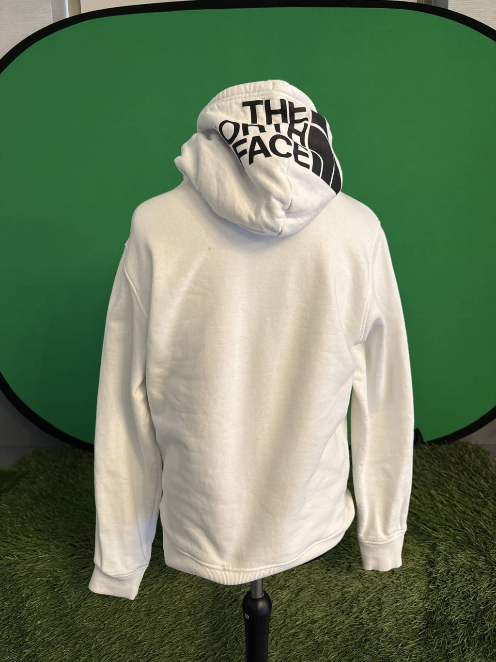 The North Face White Hoodie - kitround Foxhills product