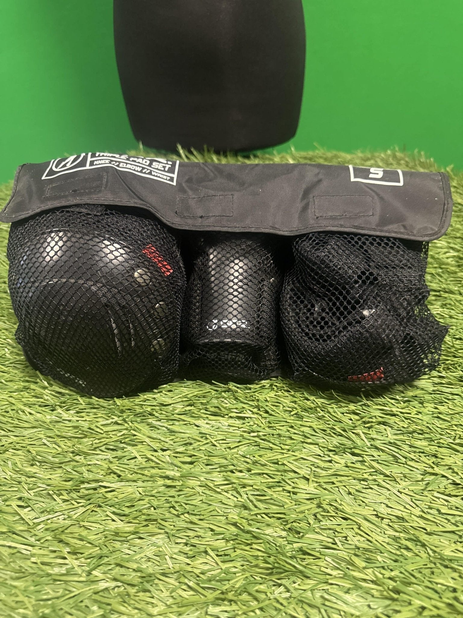 Triple Pad Set in Black Size Small - kitround kitround product