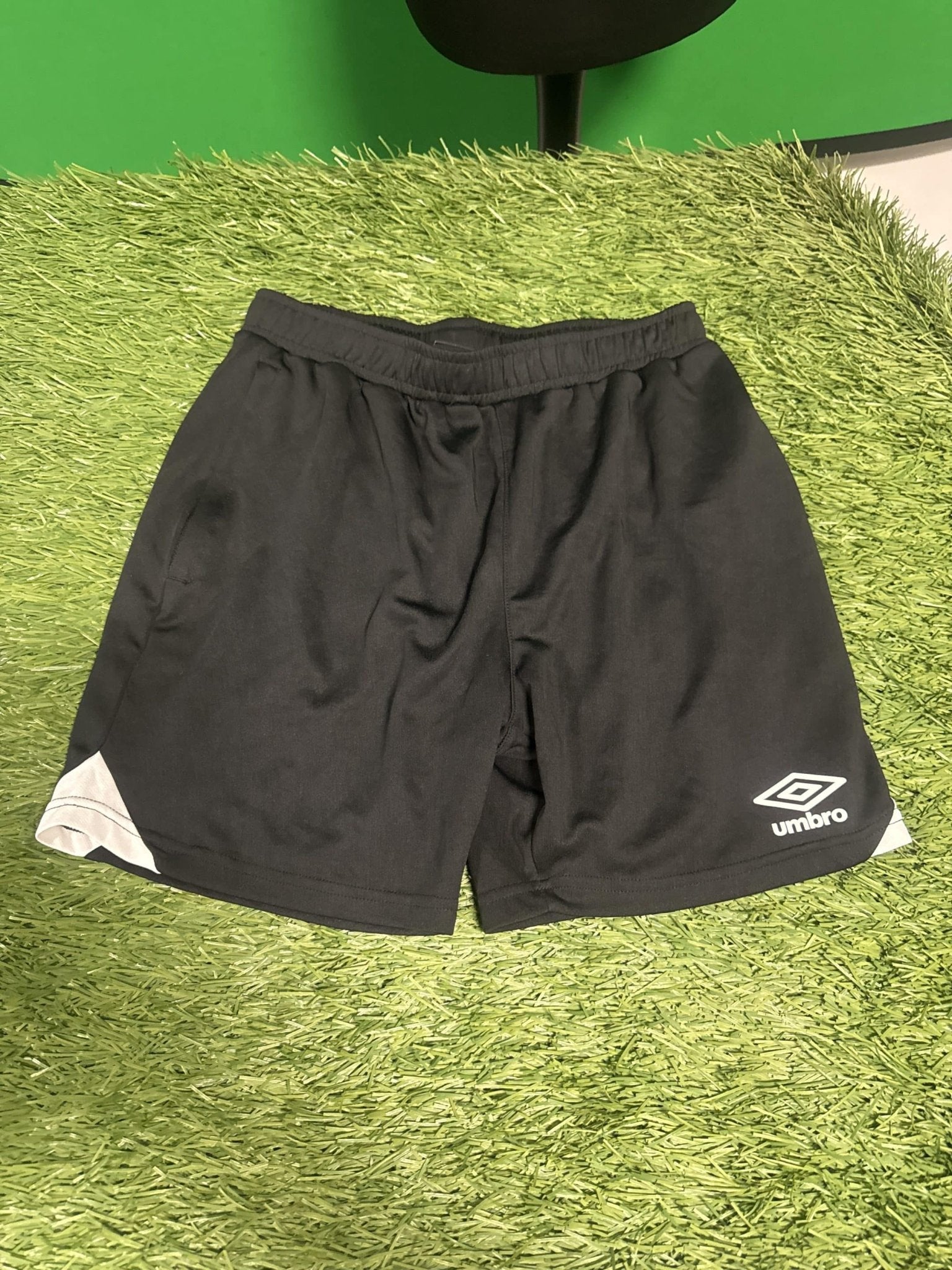 Umbro Black Football Shorts - kitround kitround product