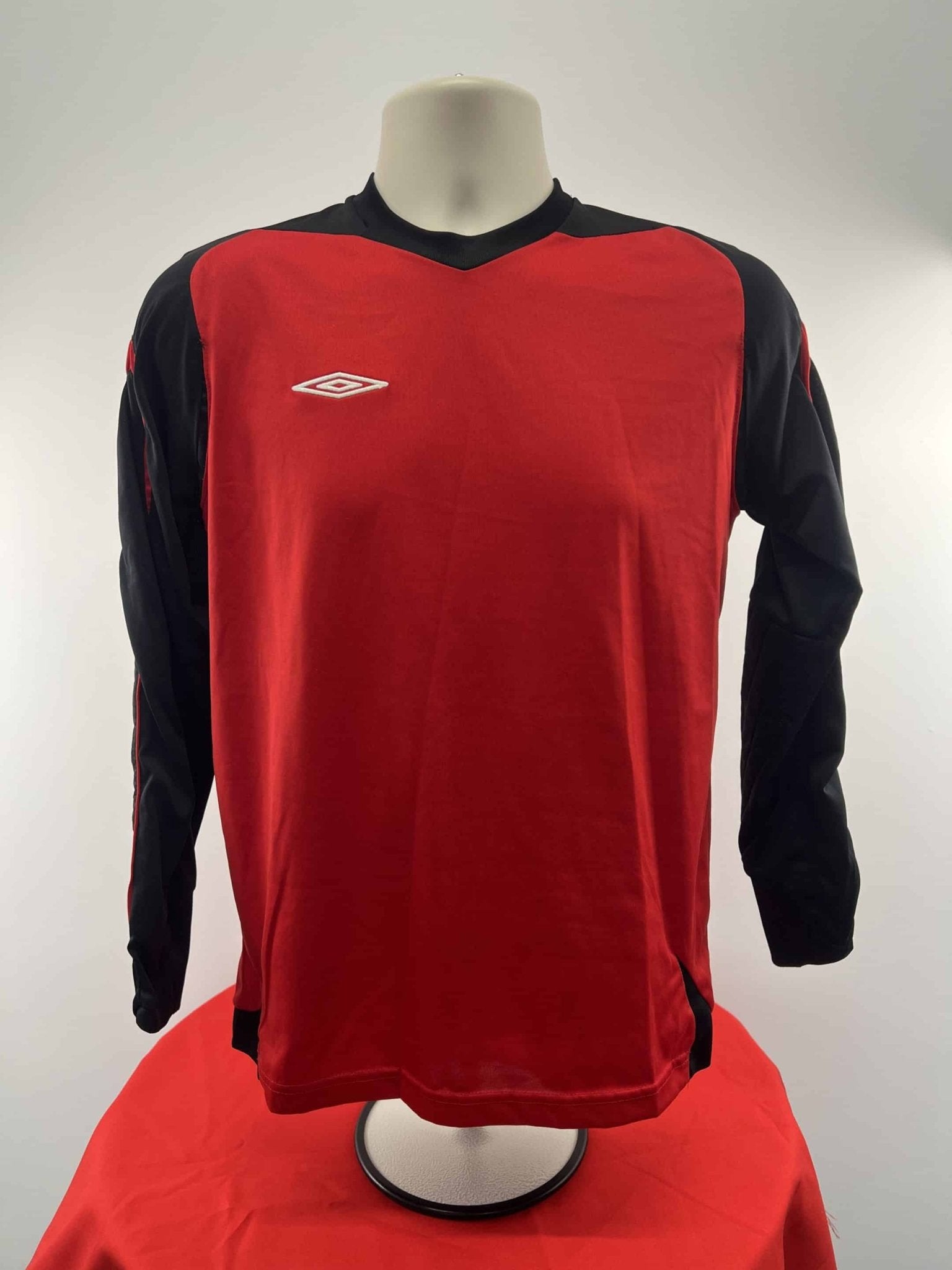 Umbro Long - Sleeve Football Shirt Youth Size XL - kitround kitround product