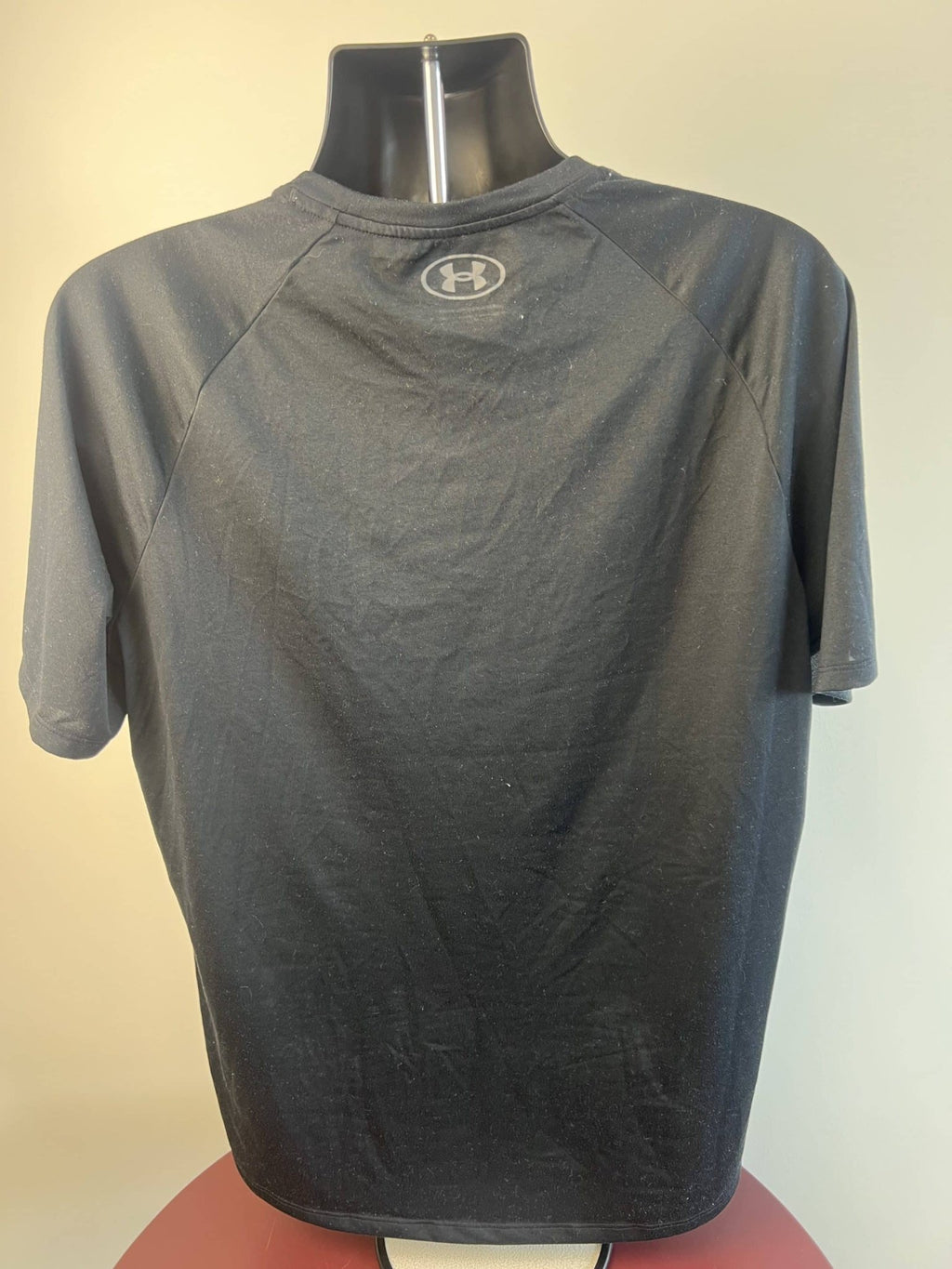 Under Armour Black Athletic T-Shirt - kitround kitround product