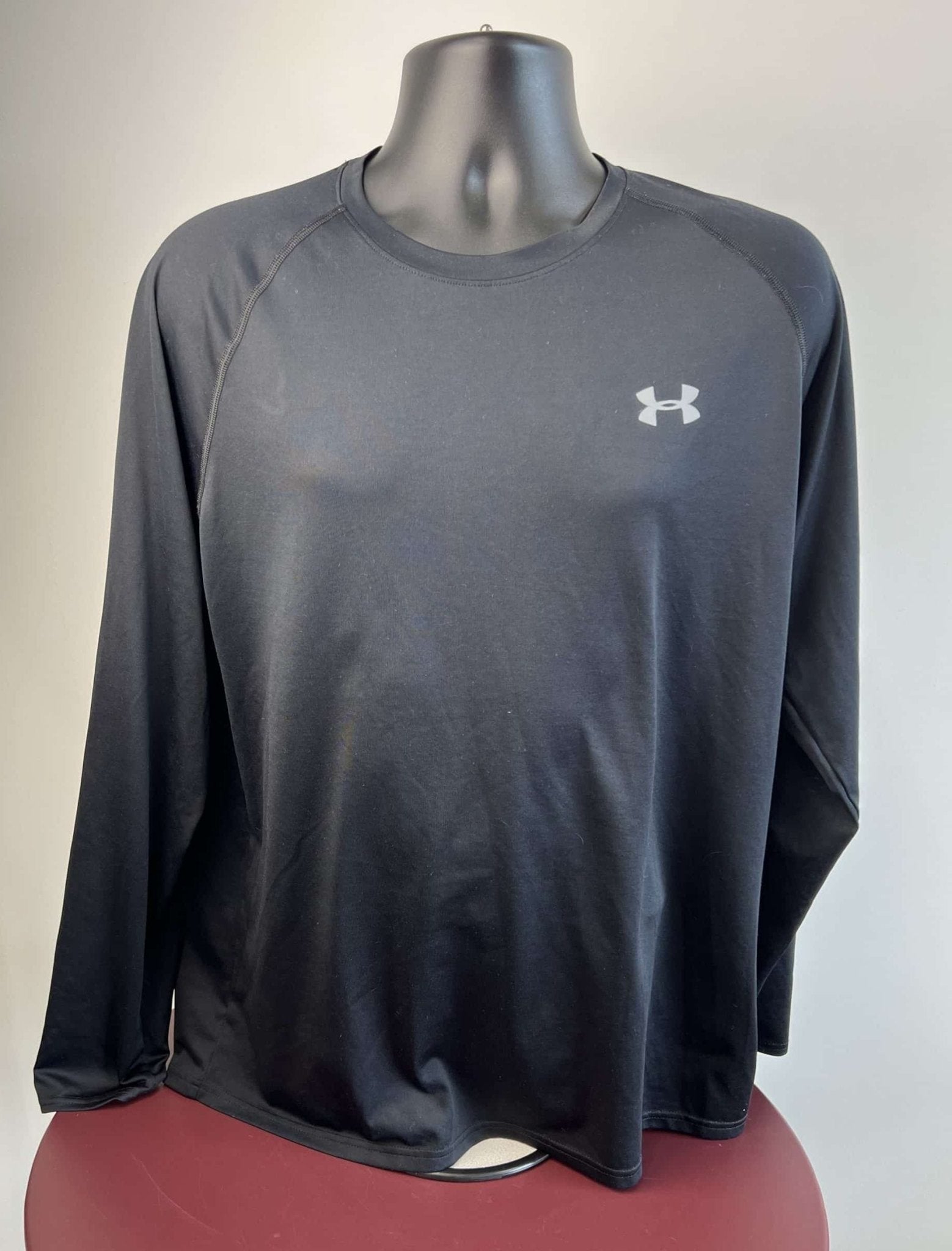 Under Armour Black Long Sleeve Top - kitround kitround product