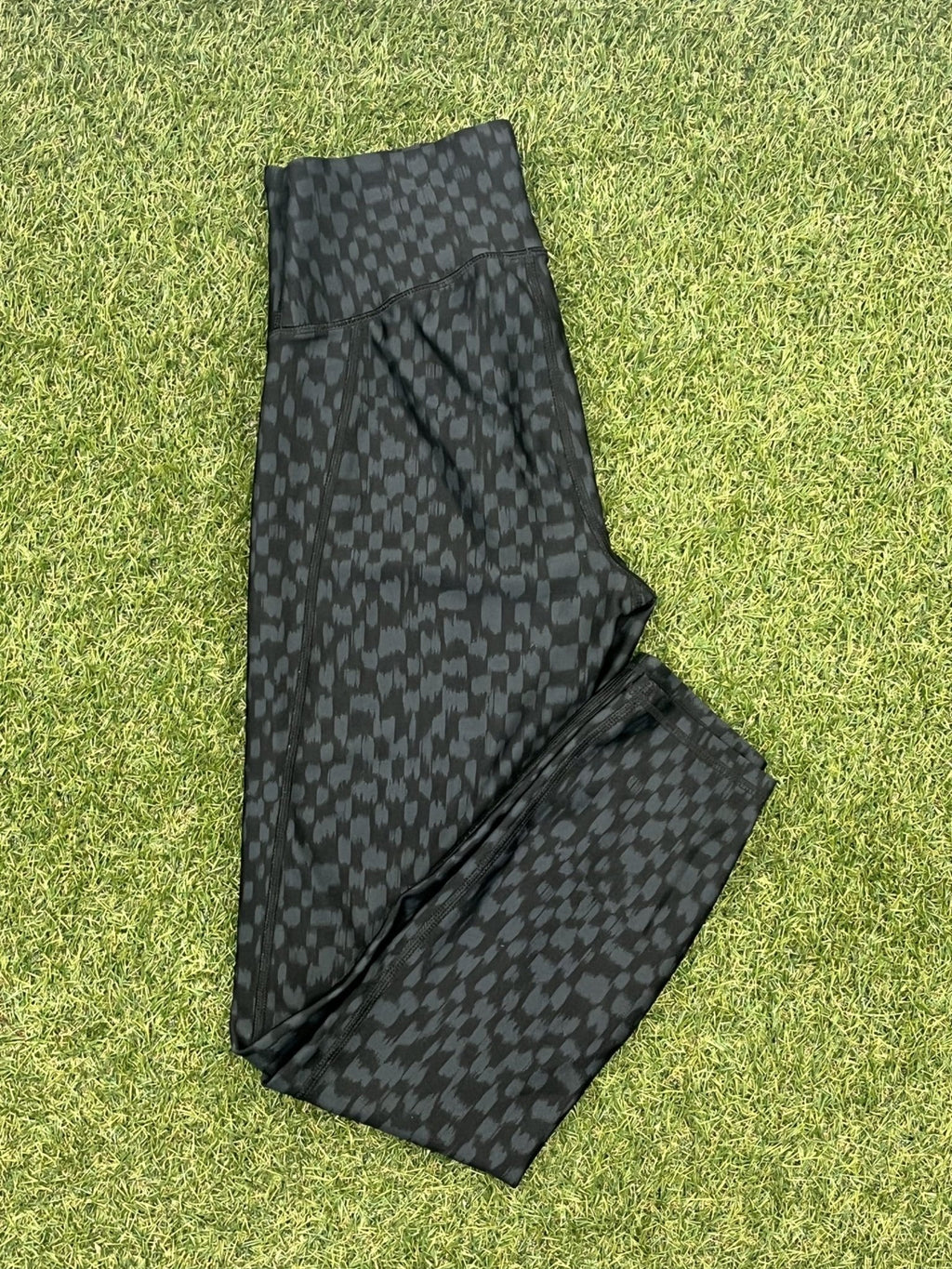 Under Armour Black Patterned Leggings - kitround kitround product