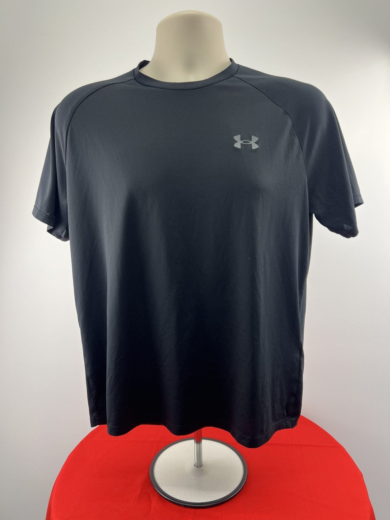 Under Armour Black Short Sleeve Sports T-Shirt - kitround kitround product