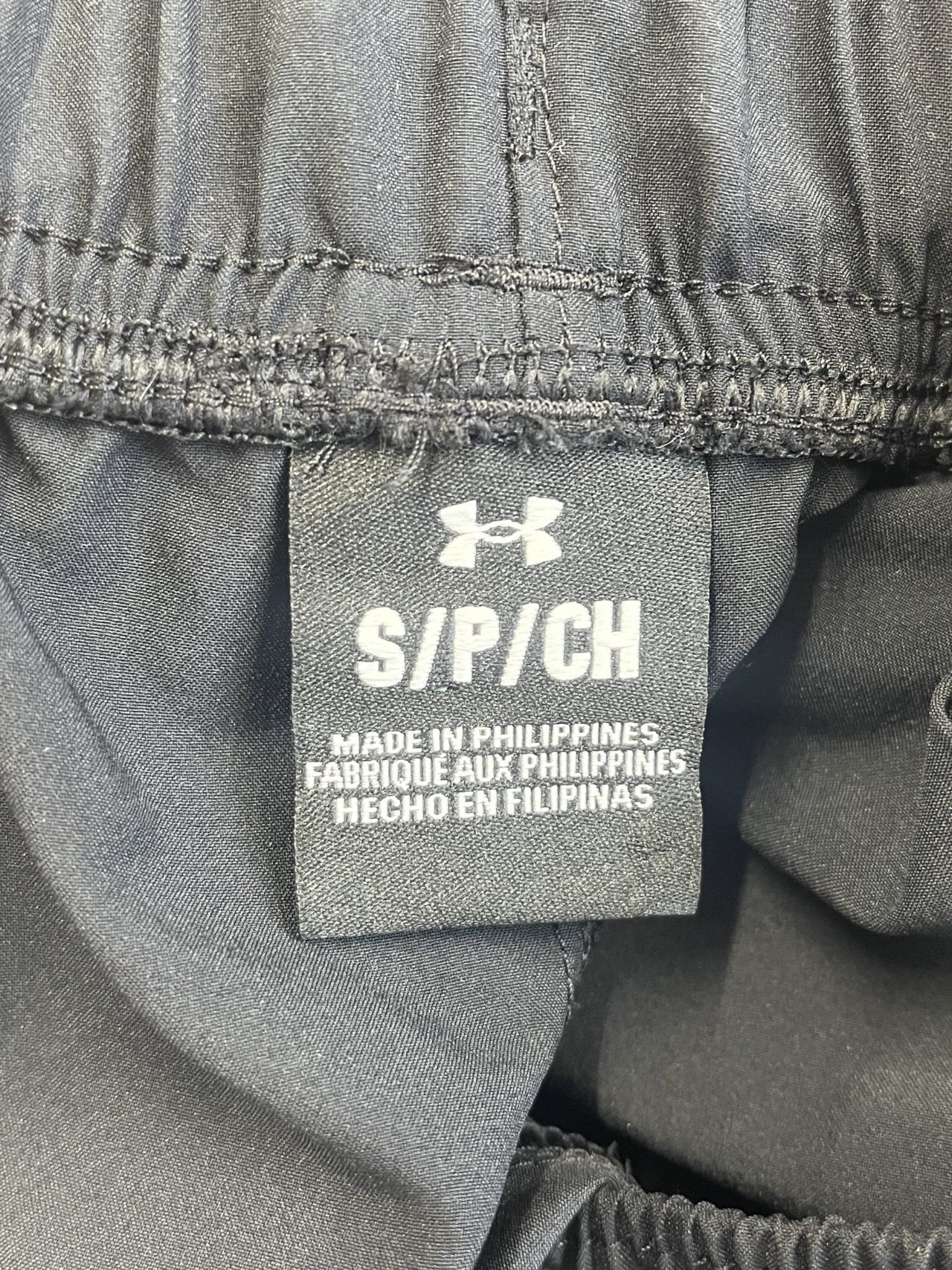 Under Armour Black Shorts - kitround kitround product