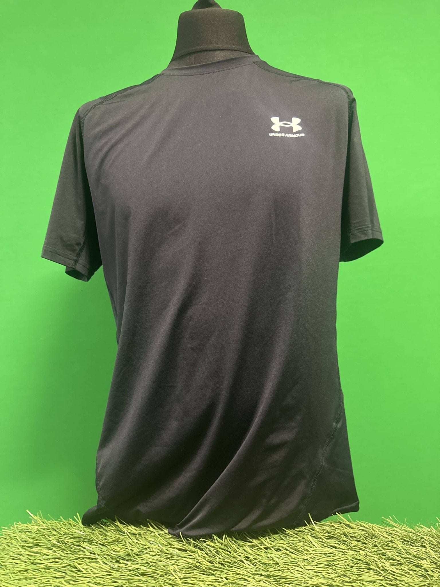 Under Armour Black T-Shirt - kitround kitround product