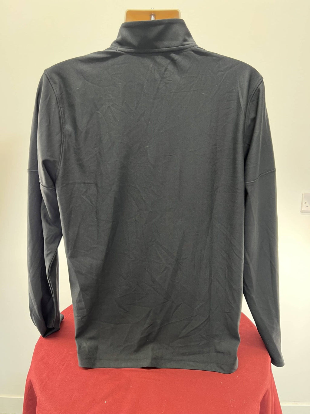 Under Armour Black Track Jacket - kitround kitround product