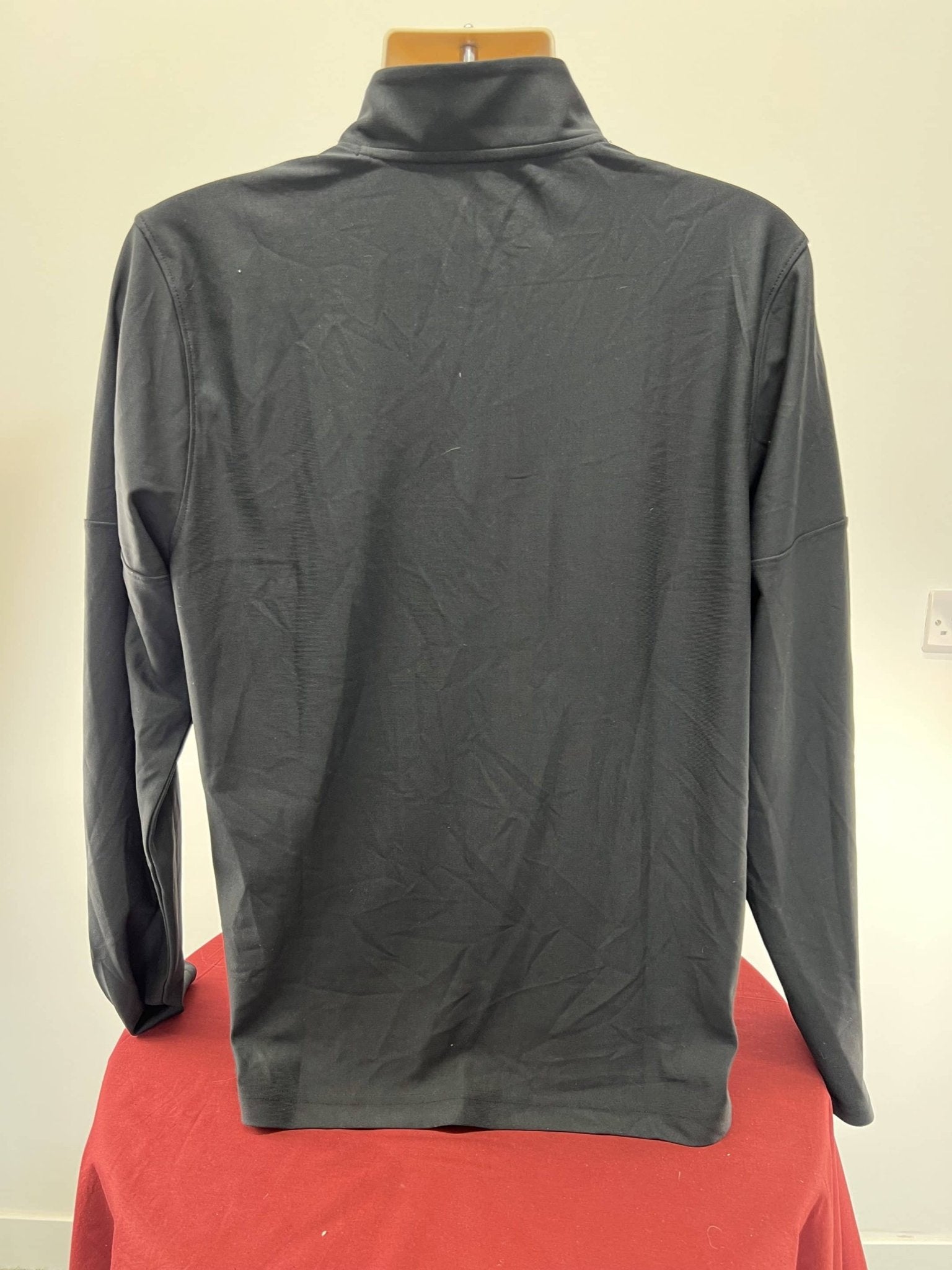 Under Armour Black Track Jacket - kitround kitround product