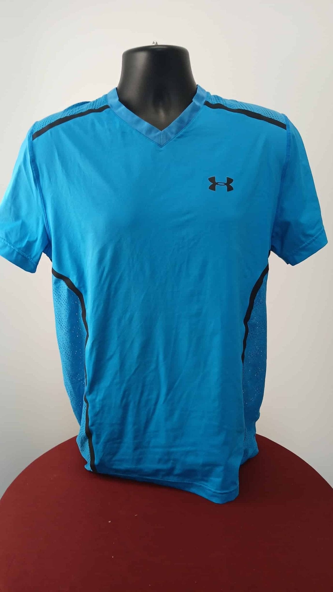 Under Armour Blue Athletic T-Shirt - kitround kitround product