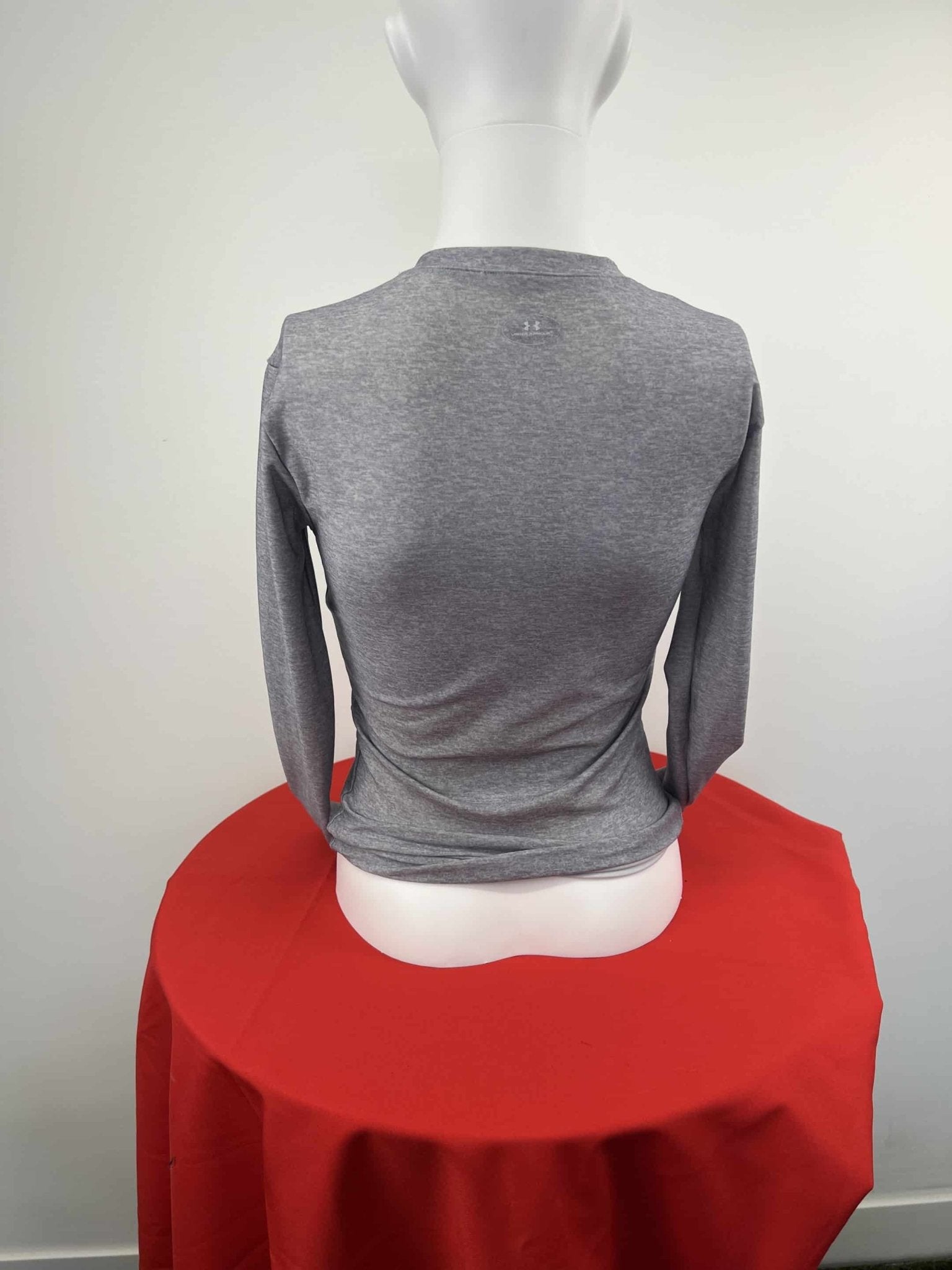 Under Armour Grey Long Sleeve Top - kitround kitround product