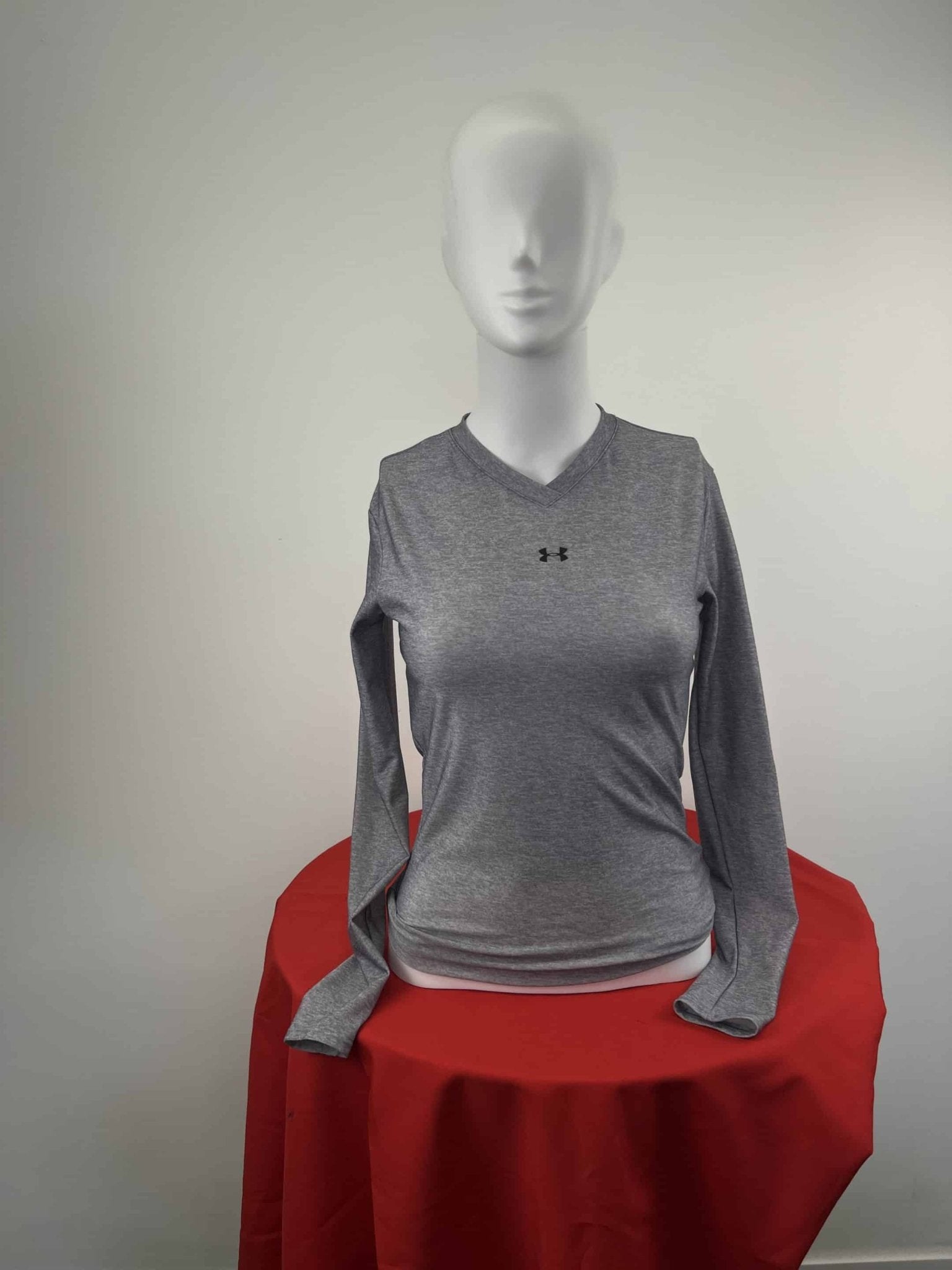 Under Armour Grey Long Sleeve Top - kitround kitround product