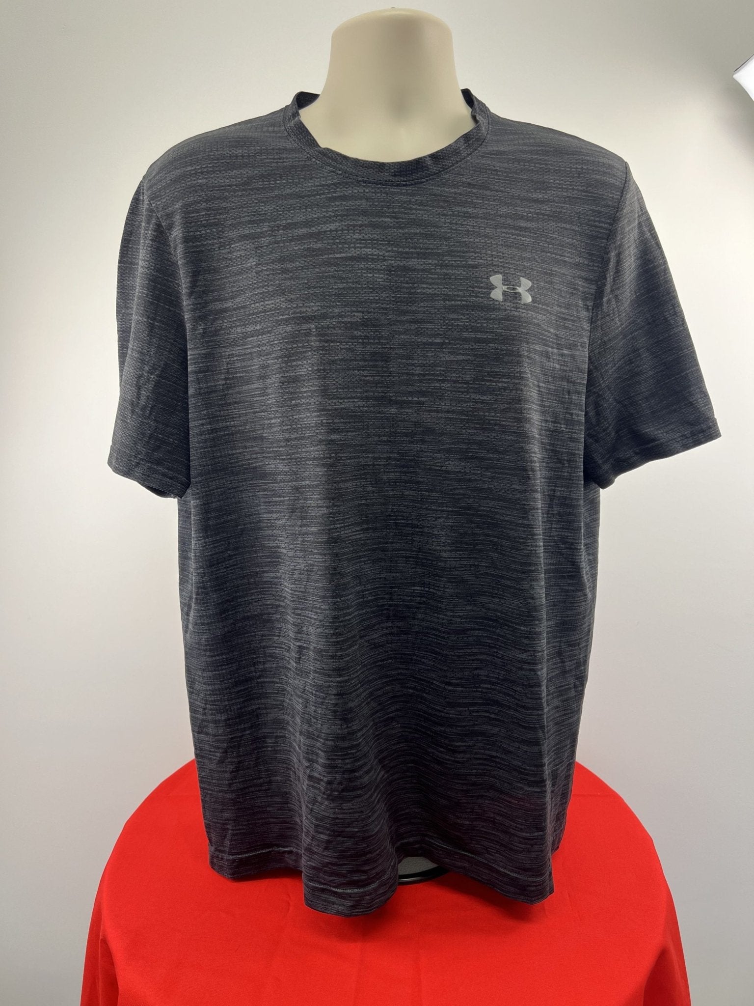Under Armour Grey T-Shirt - kitround kitround product