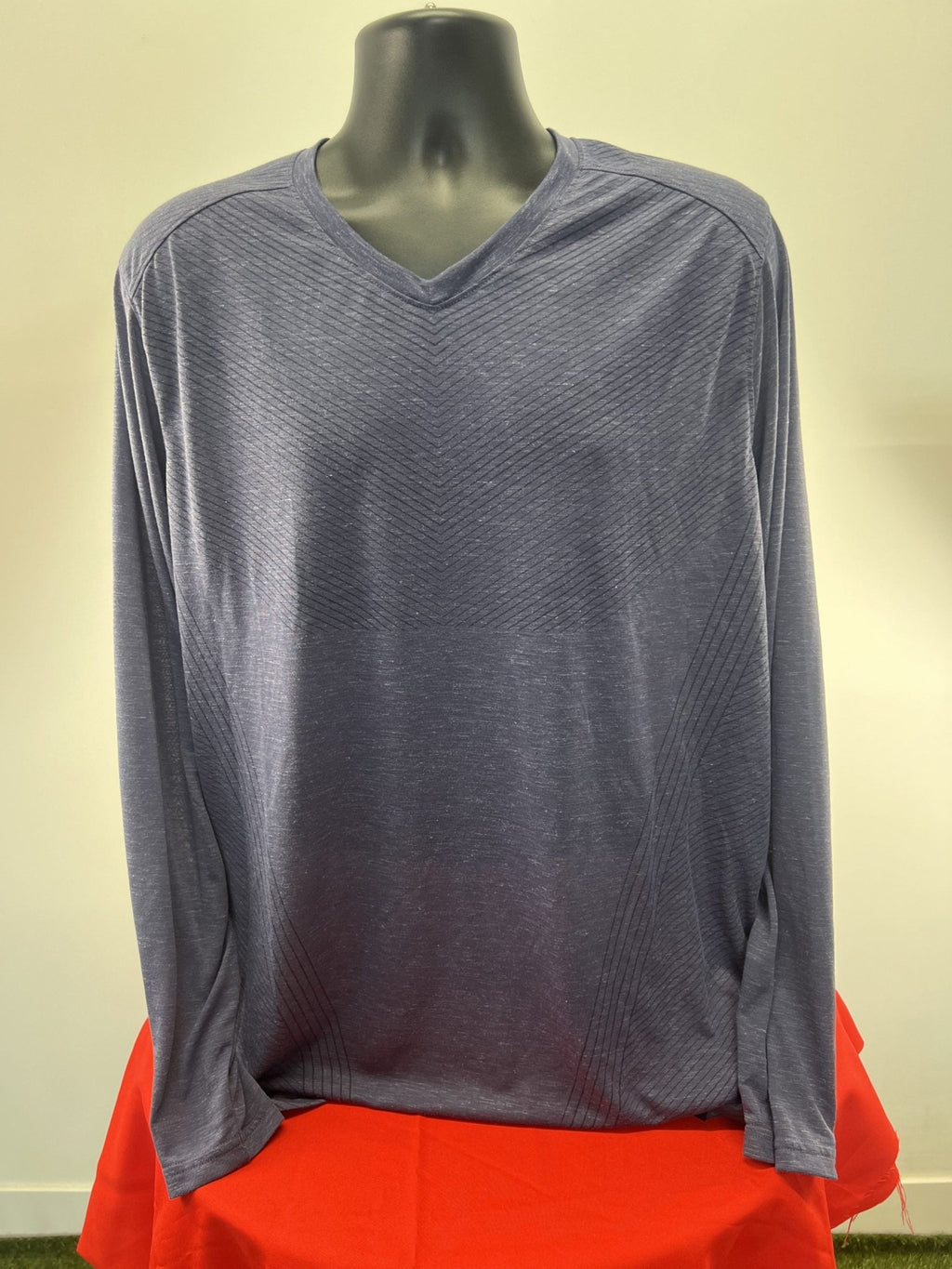 Under Armour Long Sleeve Athletic Top - kitround kitround product