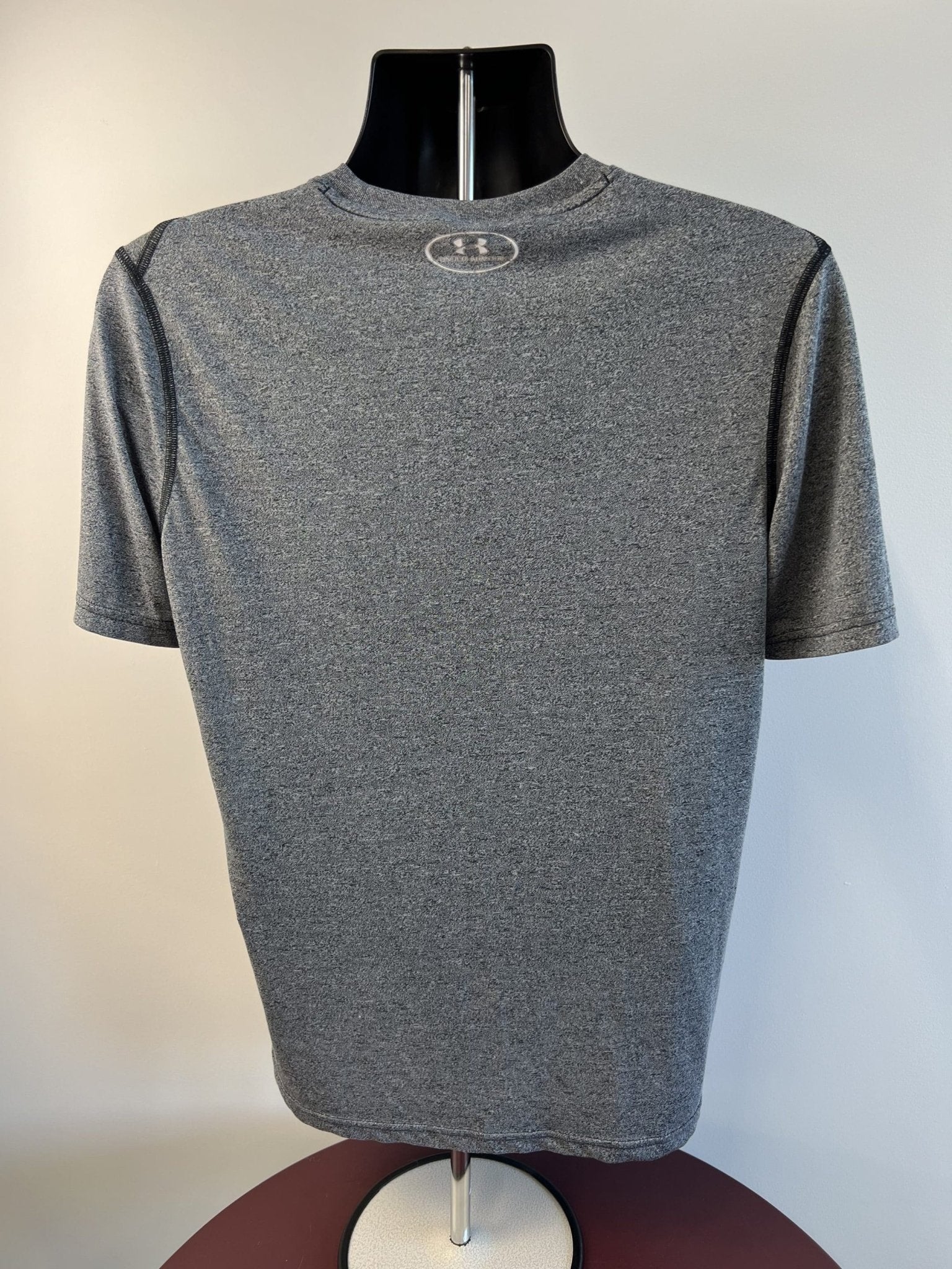 Under Armour Men's Grey T-Shirt - kitround kitround product