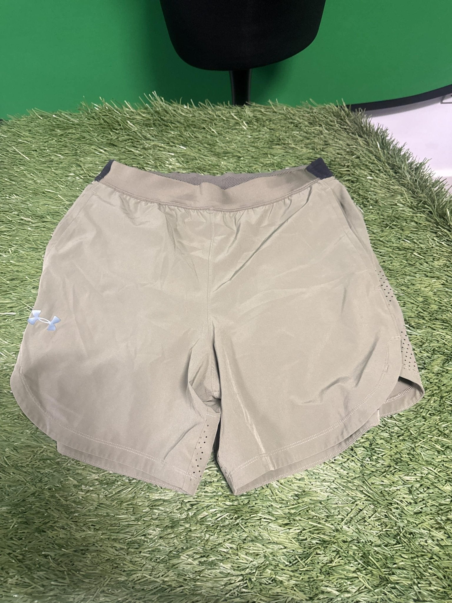 Under Armour Running Shorts - kitround kitround product