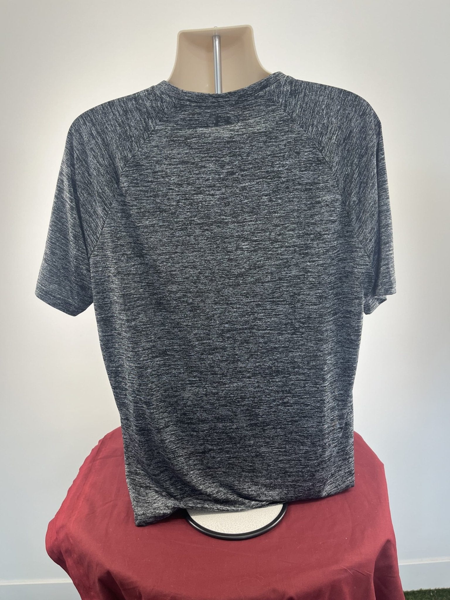 Under Armour Sports T-Shirt - kitround kitround product